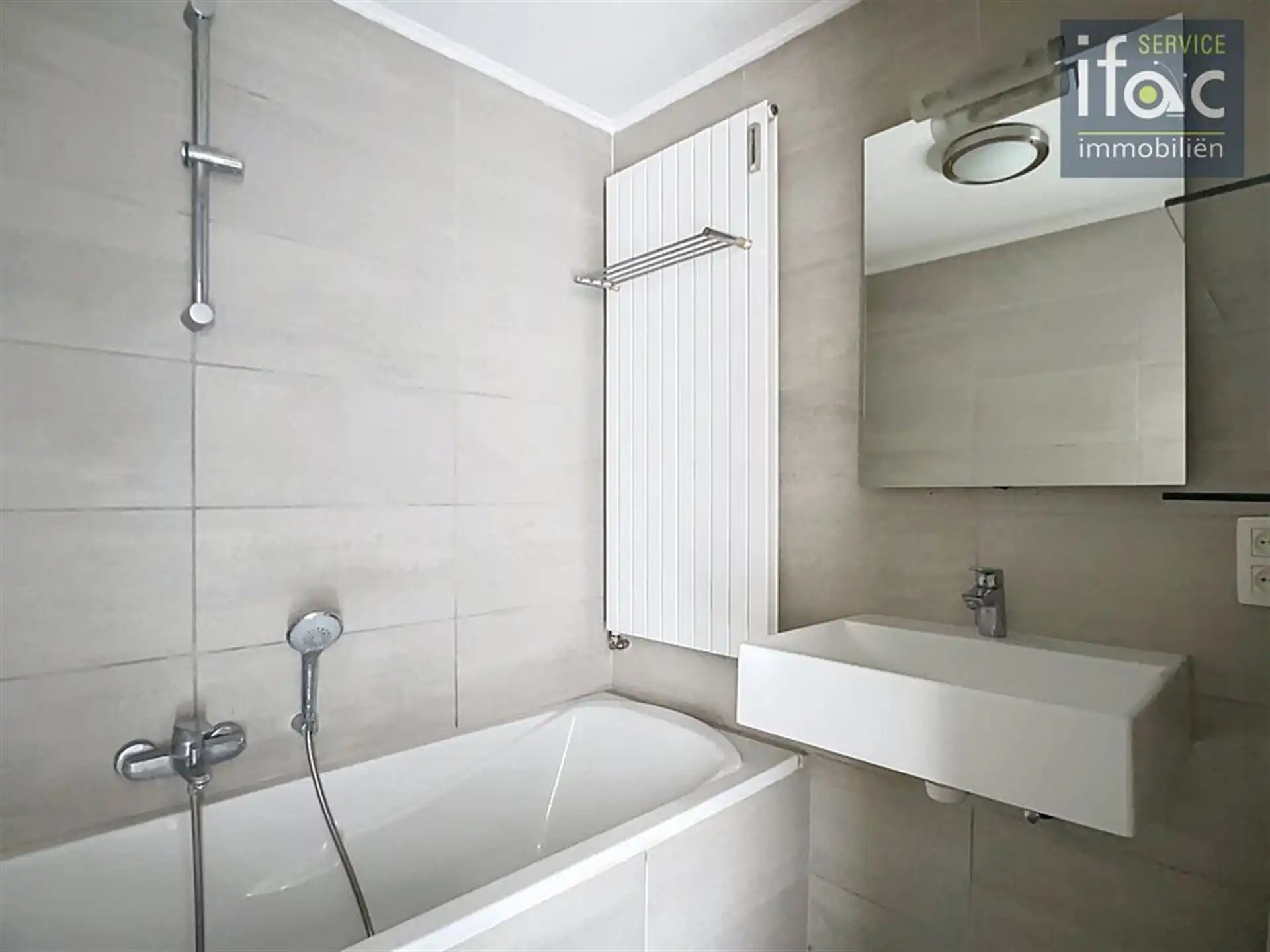 Geweldig gelegen appartement met twee slaapkamers  foto 17