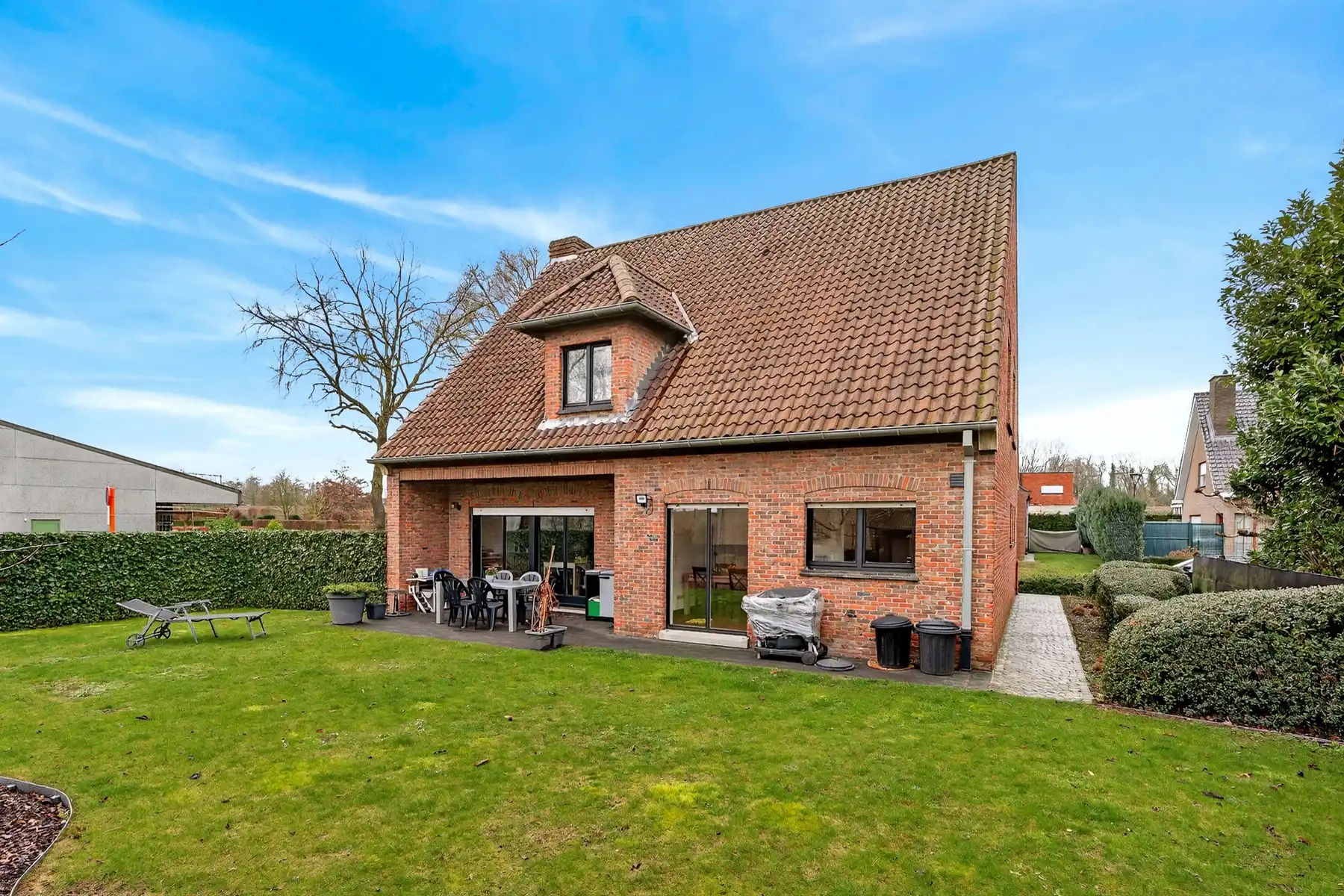 Alleenstaande 3 slpk. woonst met zonnige tuin foto 19