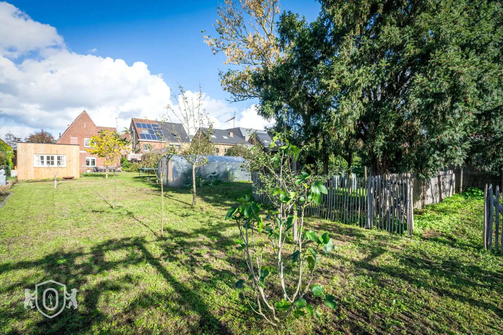 Vrijstaande 3-slpkr woning met tuin & bijgebouwen foto 25
