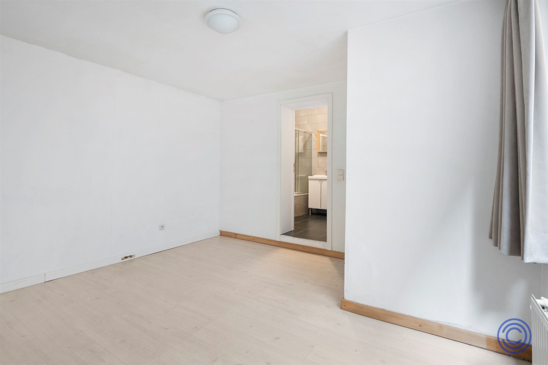Instapklaar gelijkvloers appartement op toplocatie! foto 8