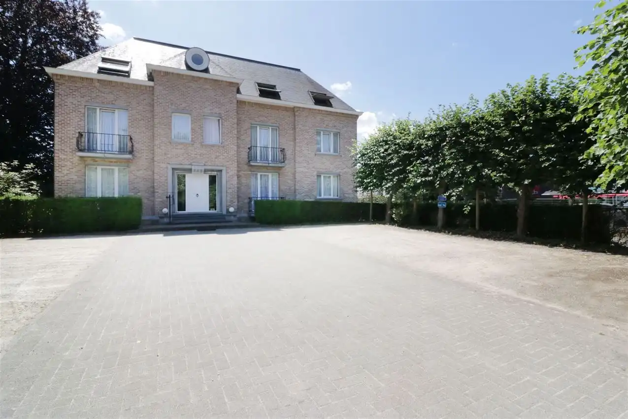 Appartement, 2 slpk, autostaanplaats in carport foto 30