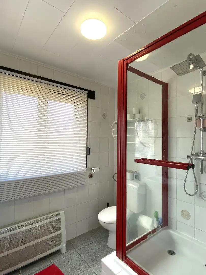 GEZINSWONING MET 2 SLPKS | TUIN EN GARAGE  foto 9