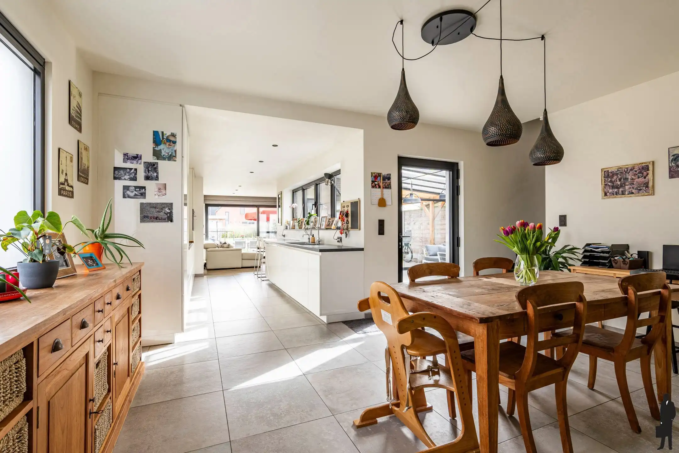 Instapklare woning (2013) met 3 tot 4 slpk in centrum Tielen foto 3