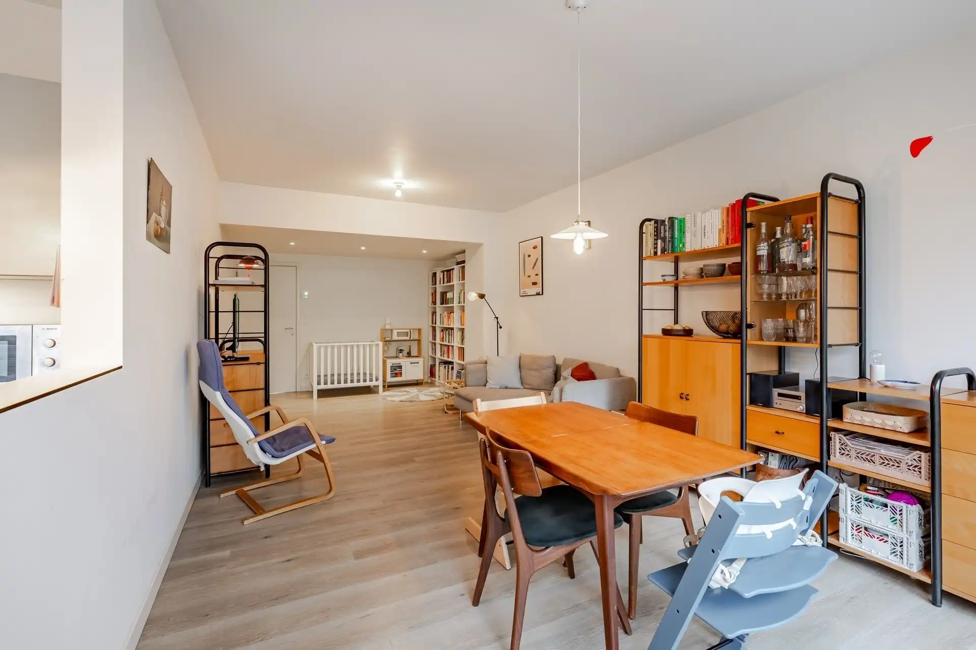 Fijne instapklare rijwoning in centrum Wetteren foto 13