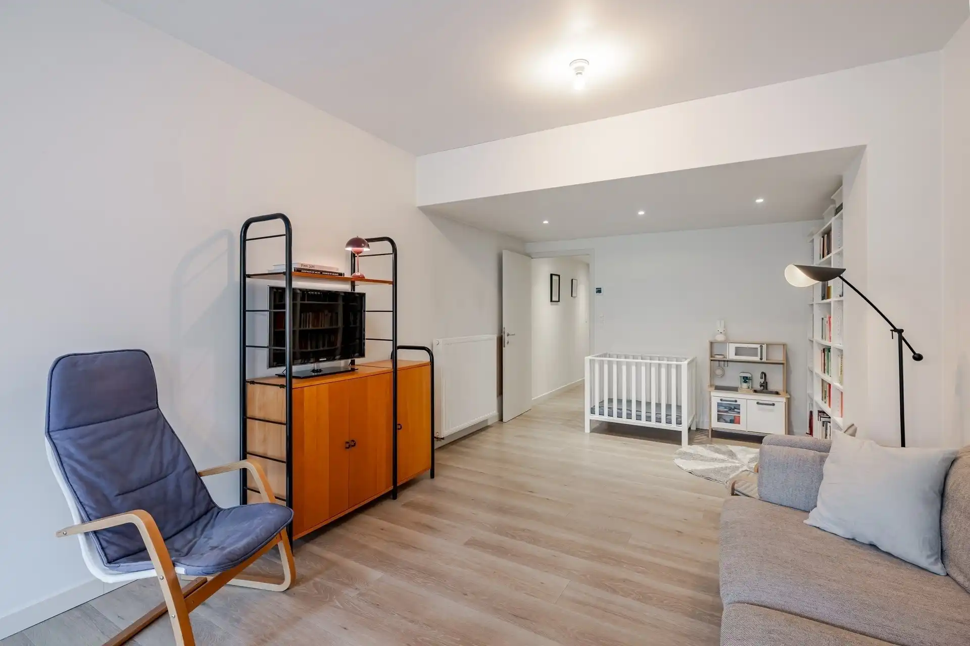 Fijne instapklare rijwoning in centrum Wetteren foto 13