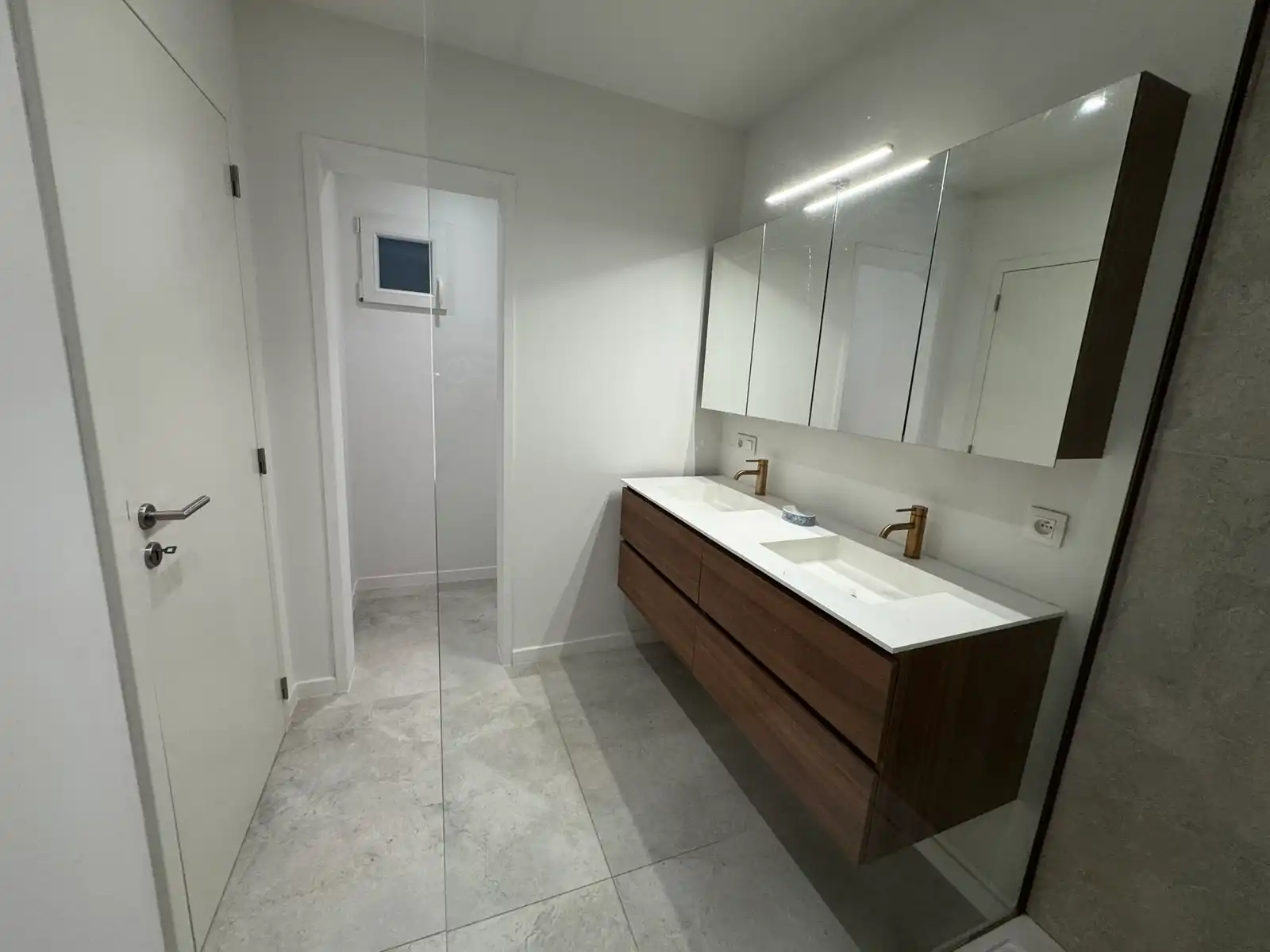 Stijlvol recent gerenoveerd appartement op toplocatie BXL foto 8