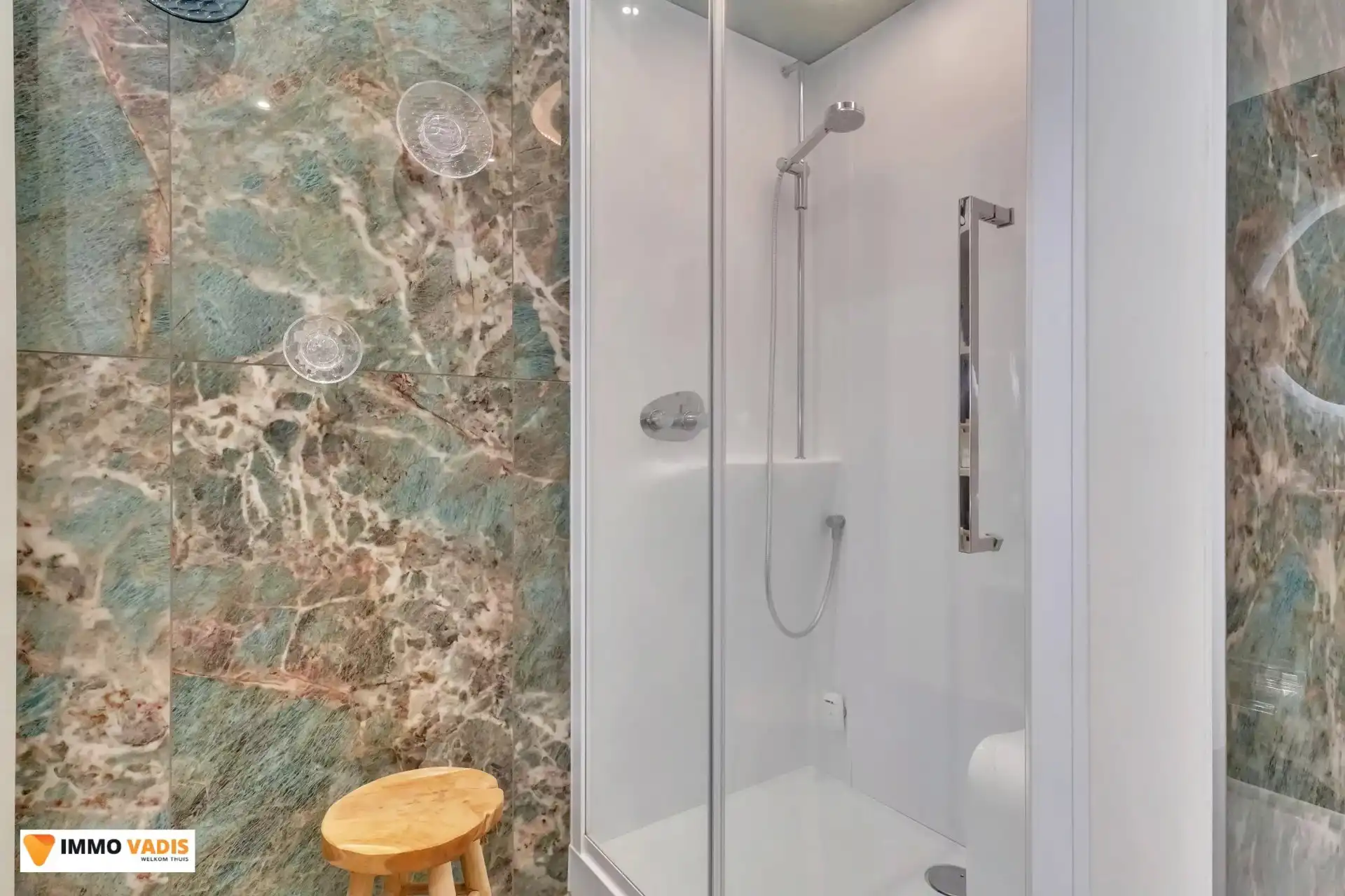 Exclusief herenhuis in Oud-Rekem foto 19