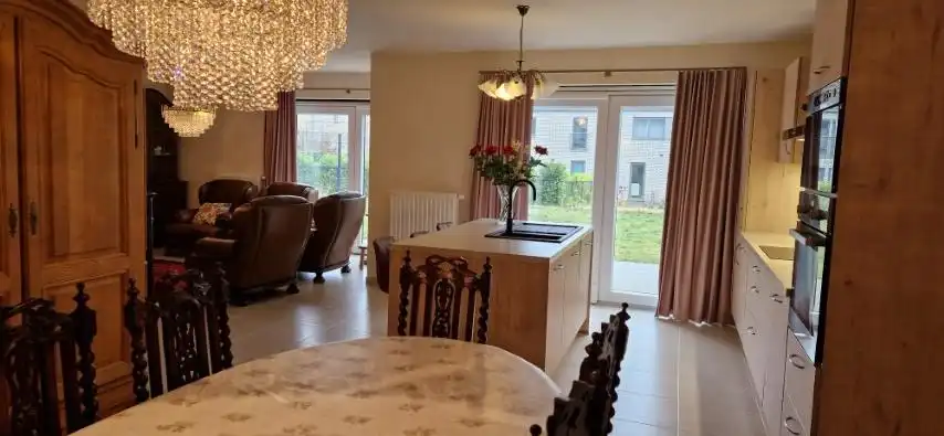 Ruime NIEUWBOUWWONING met 3 slaapkamers, garage en tuintje foto 7