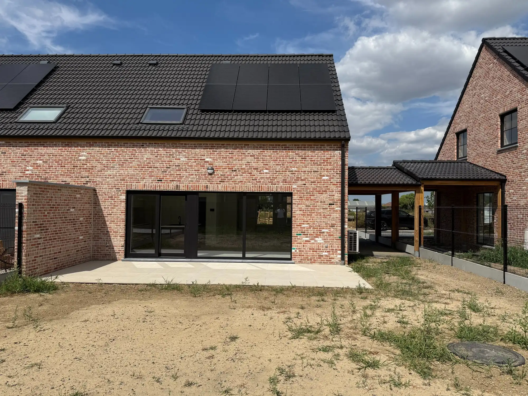 Nieuwgebouwde energiezuinige halfopen woning  | Ritsaard 28 foto 2