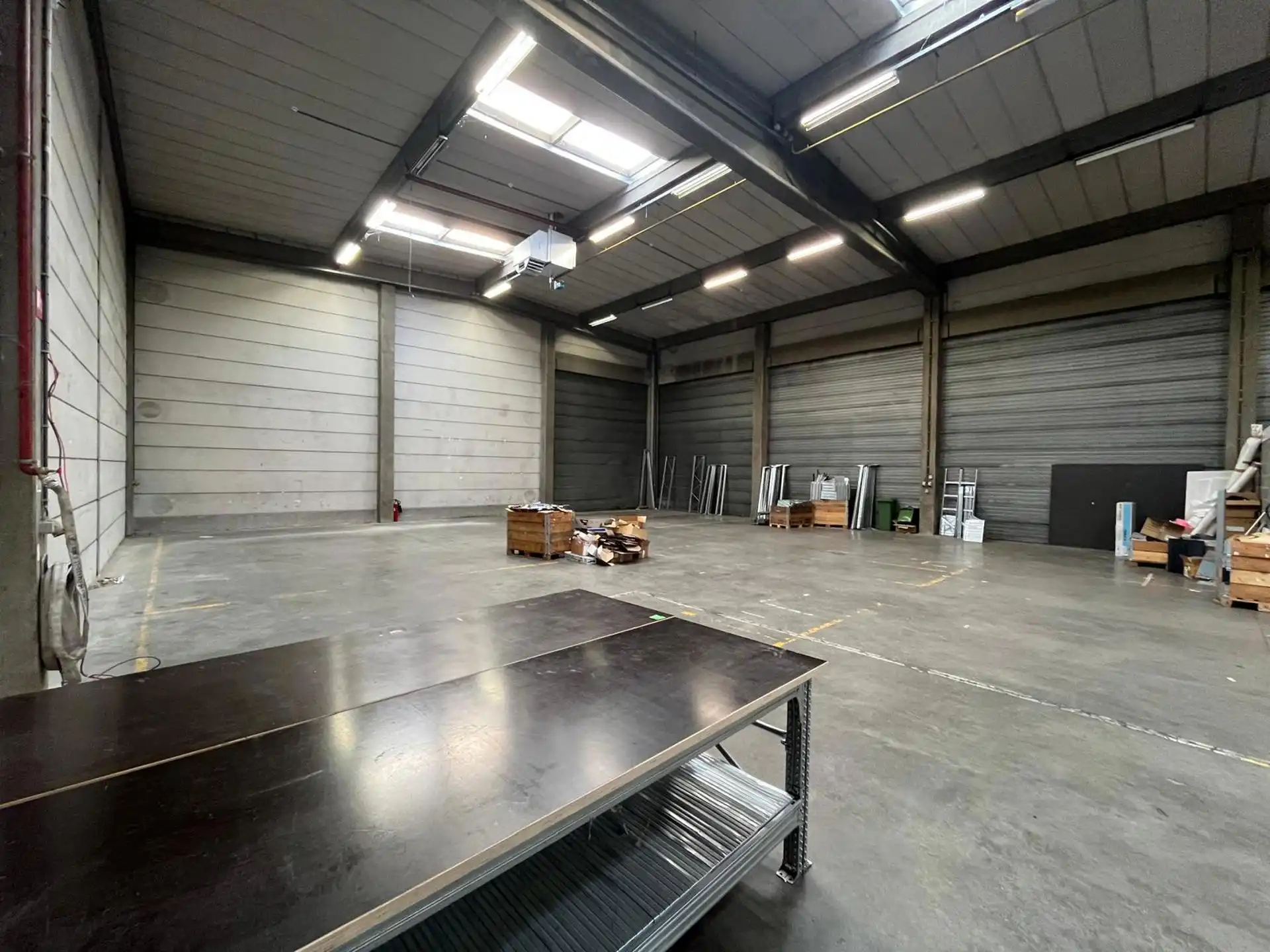 Magazijn 612m² met klein kantoor  72m² te Kontich foto 8