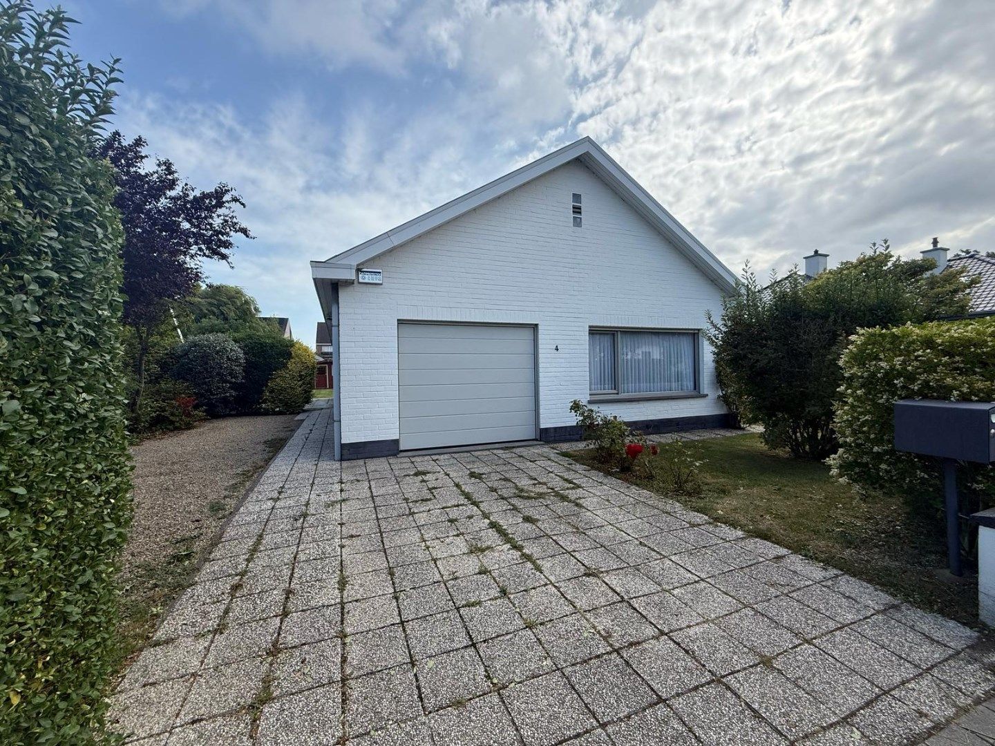TE RENOVEREN BUNGALOW IN GEGEERDE WOONWIJK foto 14