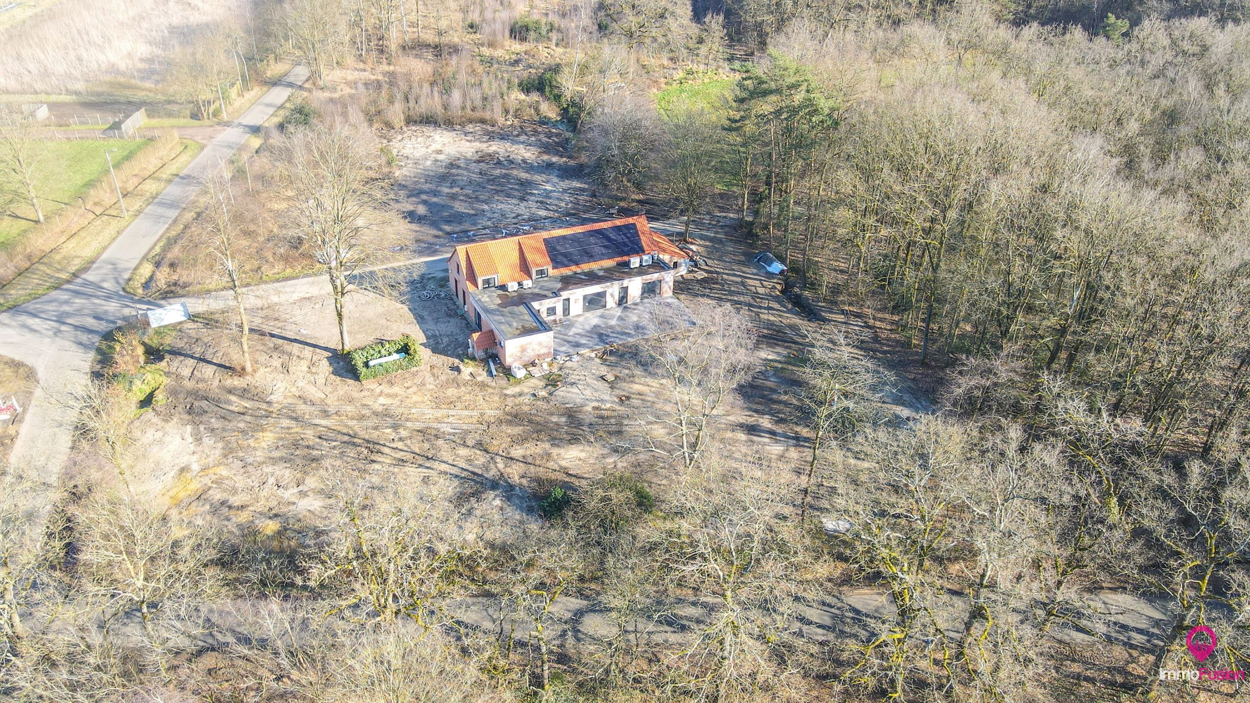 Multifunctioneel horecapand op een perceel van 1.9 hectare! foto 6