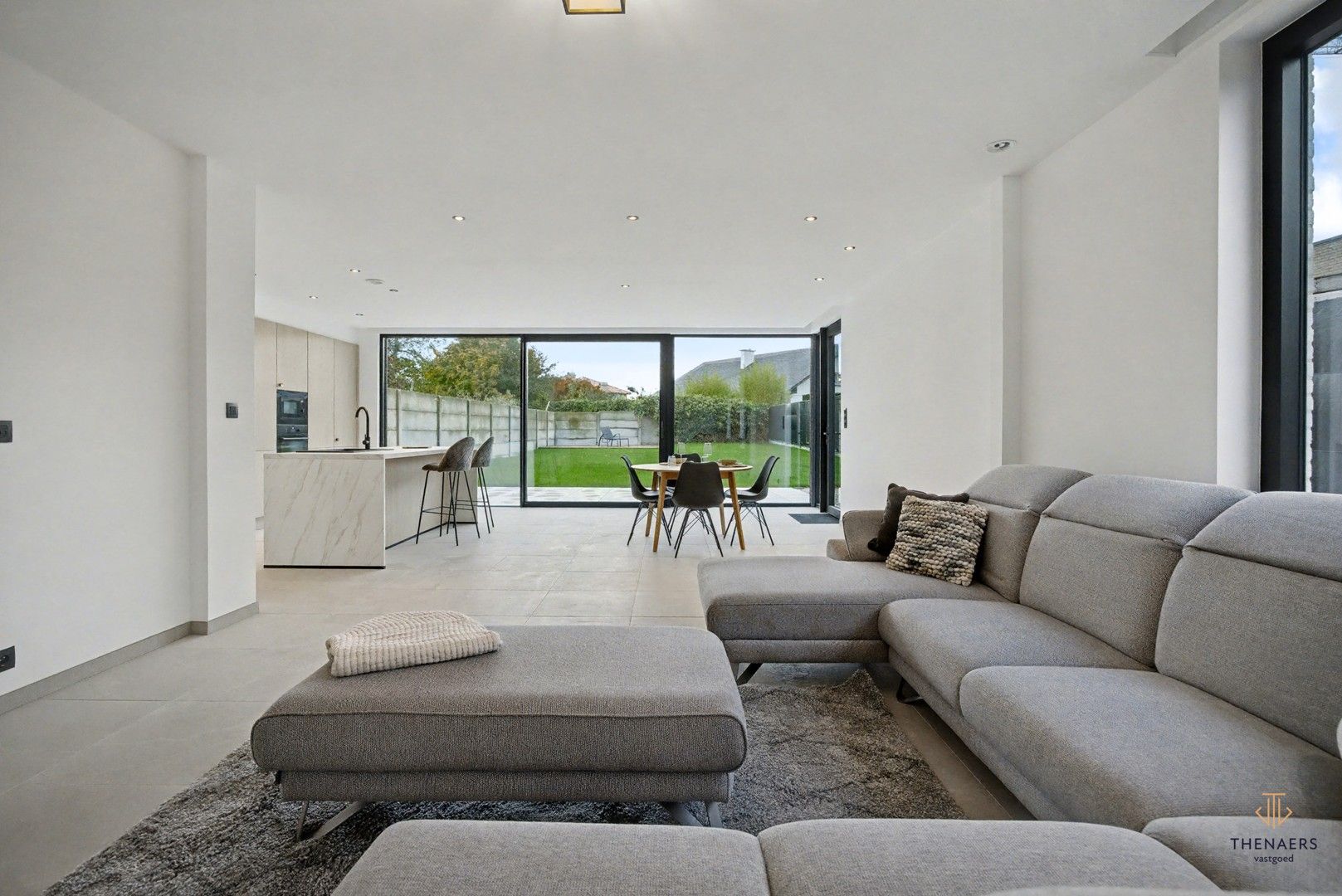 Nieuwbouwwoning met 3 slaapkamers en luxueuze afwerking. foto 5