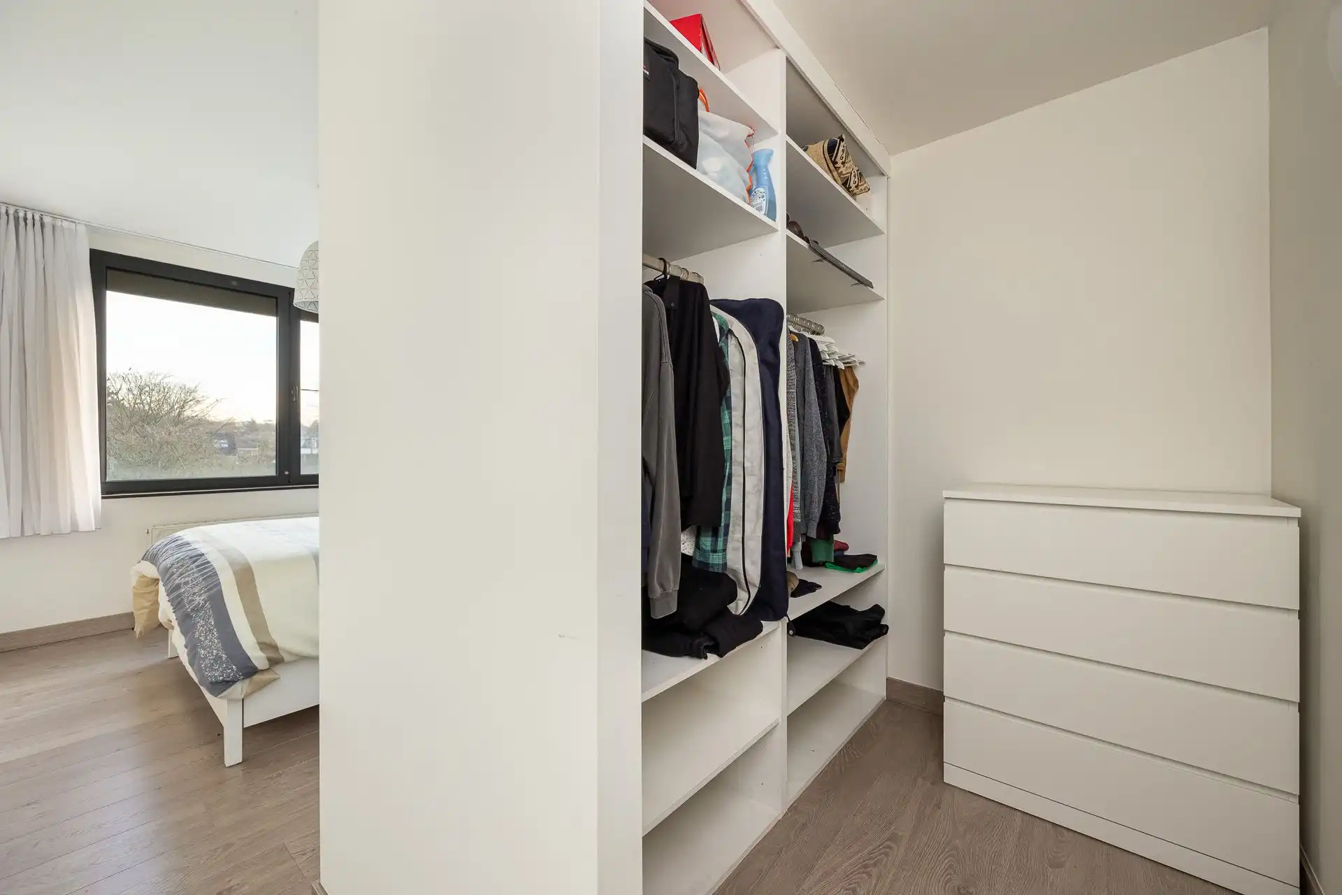 Instapklaar appartement met twee slaapkamers in Wilrijk foto 9