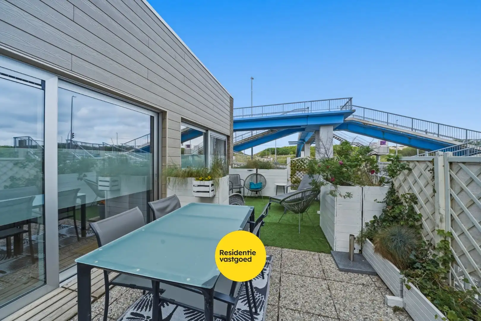 Instapklaar appartement met groot terras in Bredene - vlak bij de zee foto 7