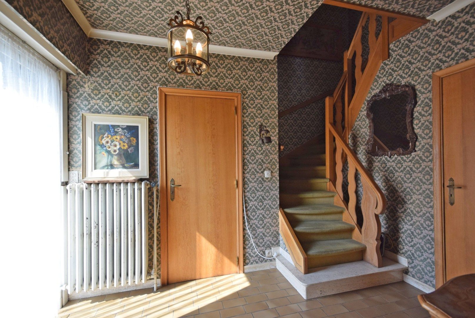 Karaktervolle halfopen bebouwing met ruime tuin te Roeselare foto 5