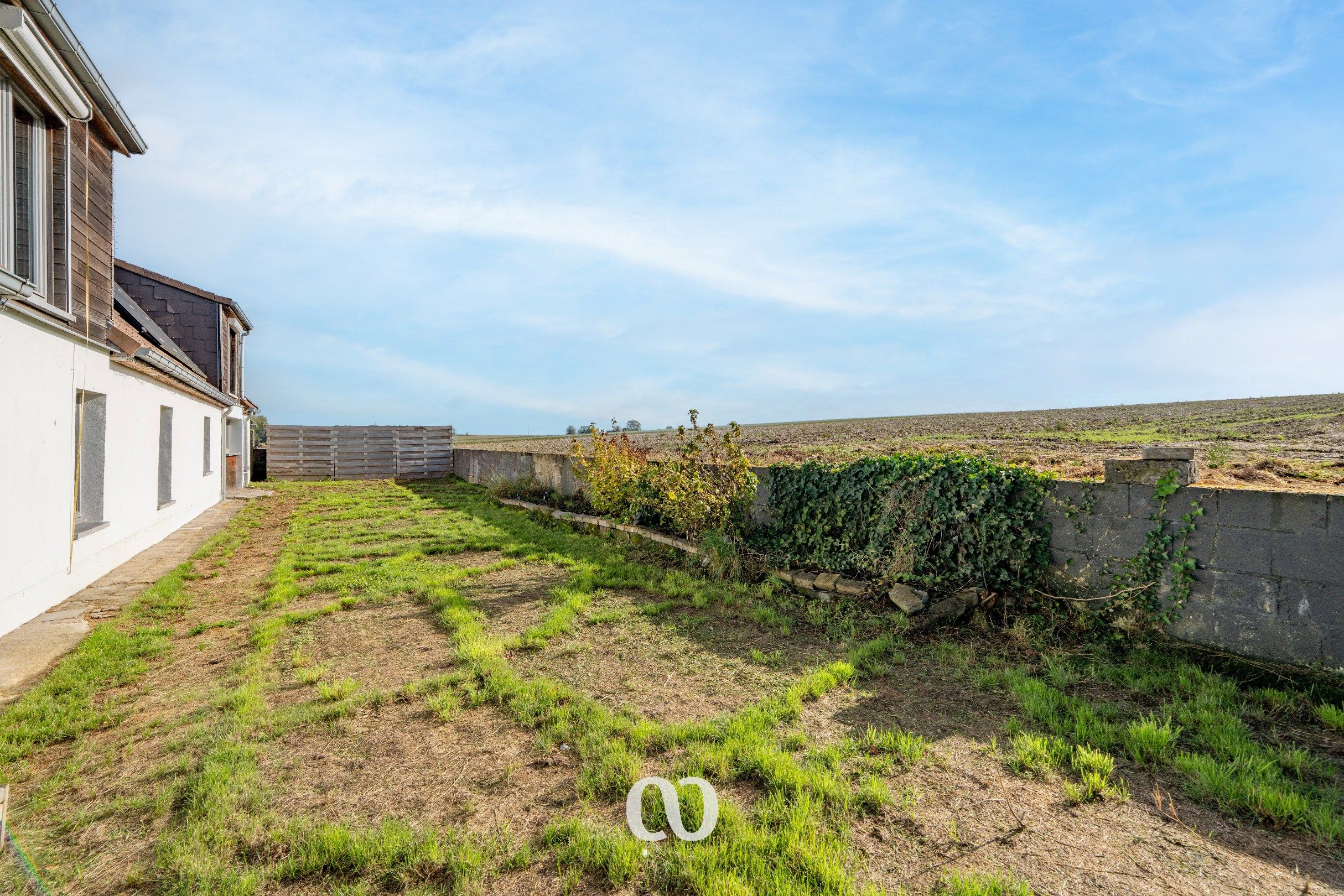 Prachtig gelegen villa met zwembad foto 25