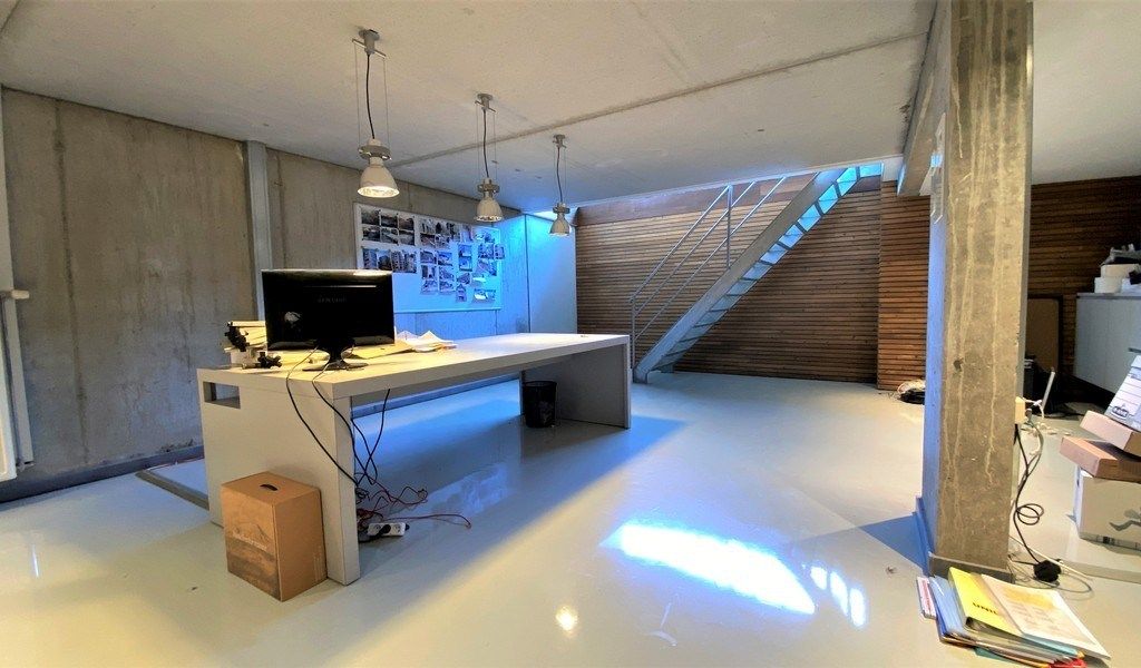 Handelsgelijkvloers te huur aan Rozemarijnbrug te Gent foto 11