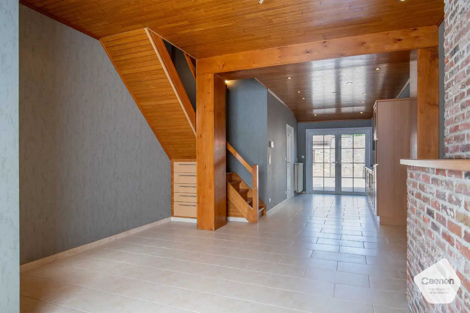Verzorgde woning met verrassend ruime zonnige stadstuin. foto 3