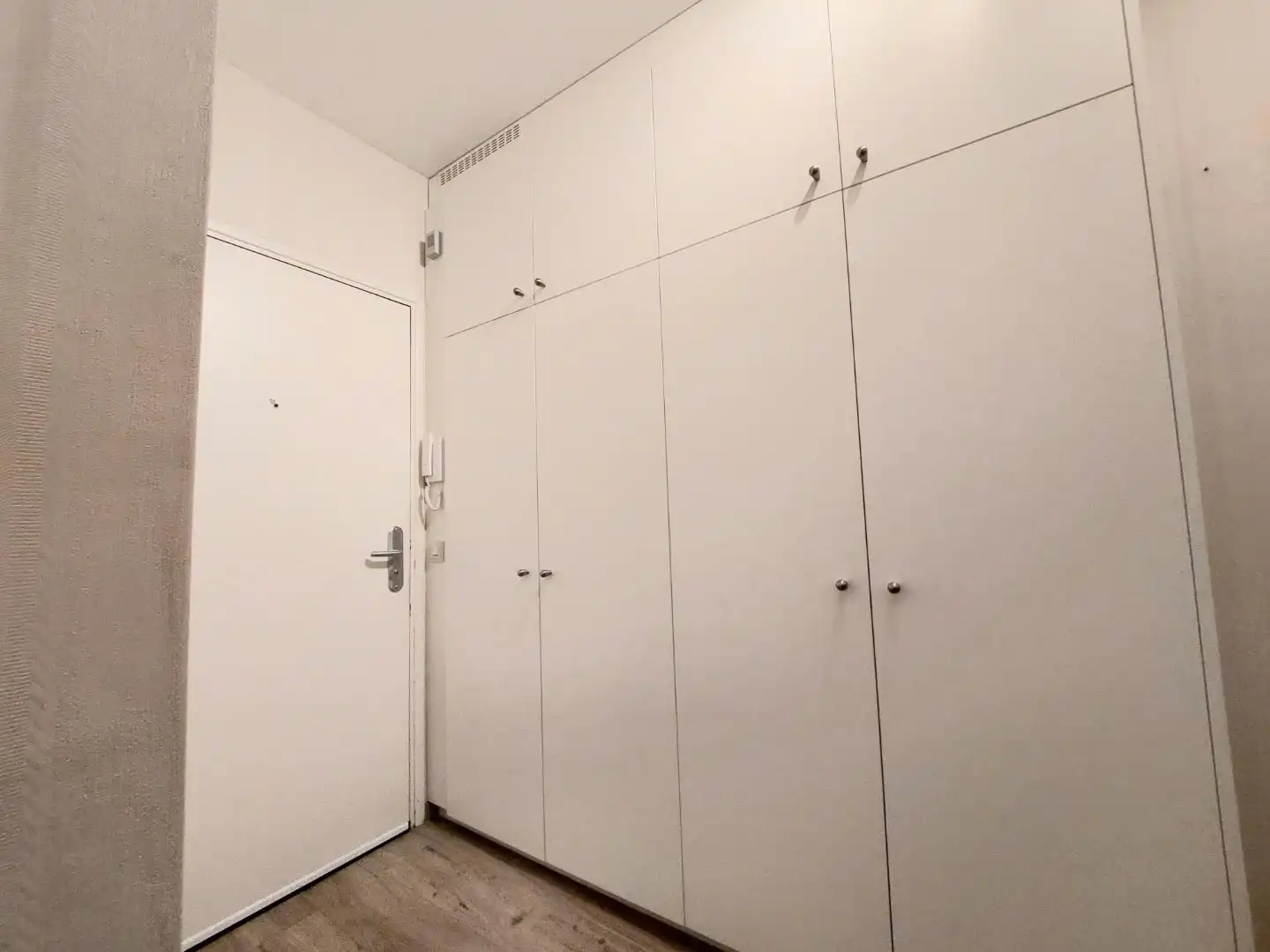 Instapklaar gelijkvloersappartement foto 10
