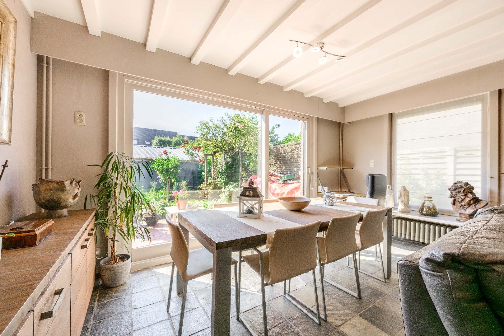 ALLEENSTAANDE WONING IN RUSTIGE WOONWIJK | 4 SLPKS | GARAGE foto 7