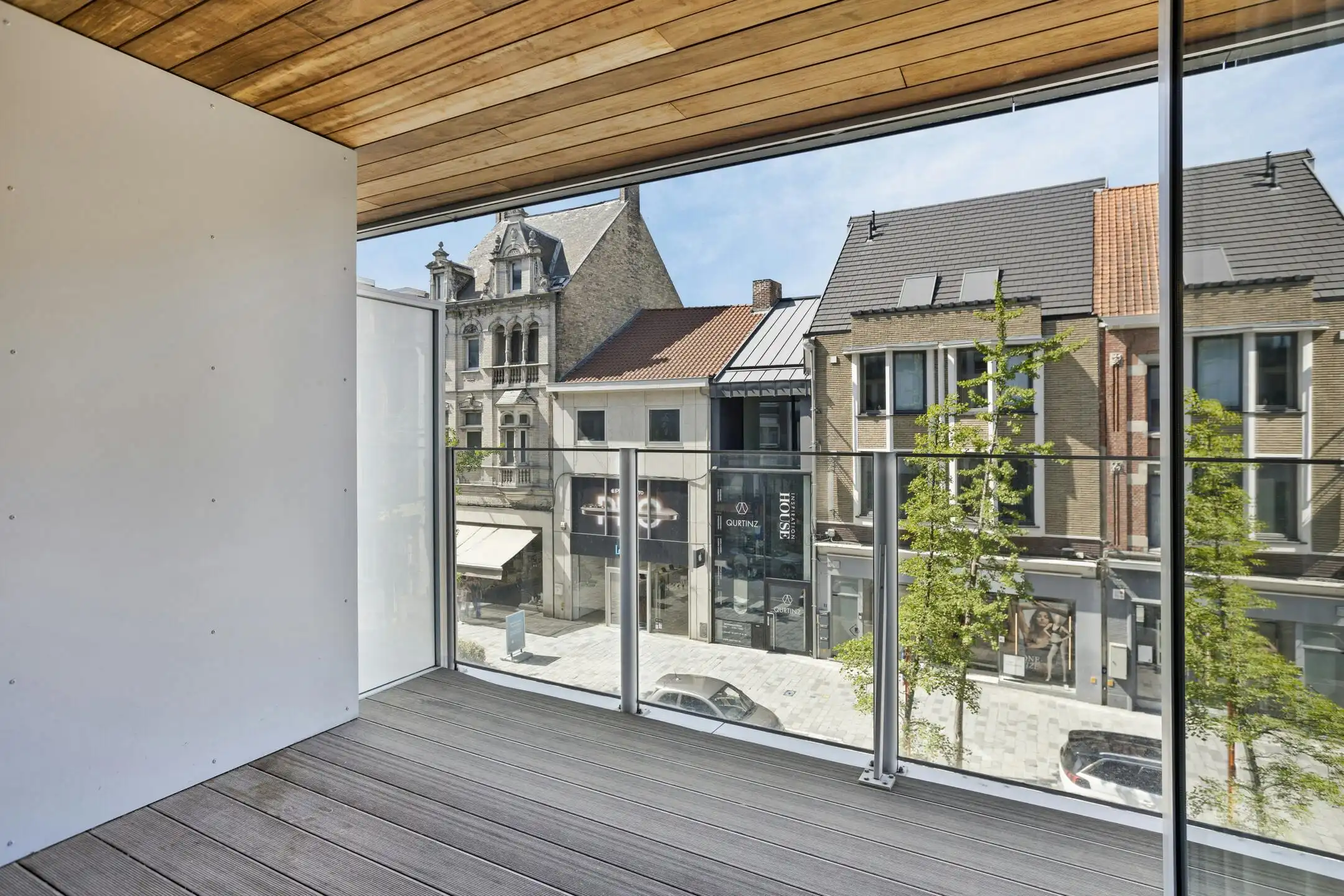 Lichtrijk 2-slpk app. met 2 terrassen in hartje Roeselare foto 17