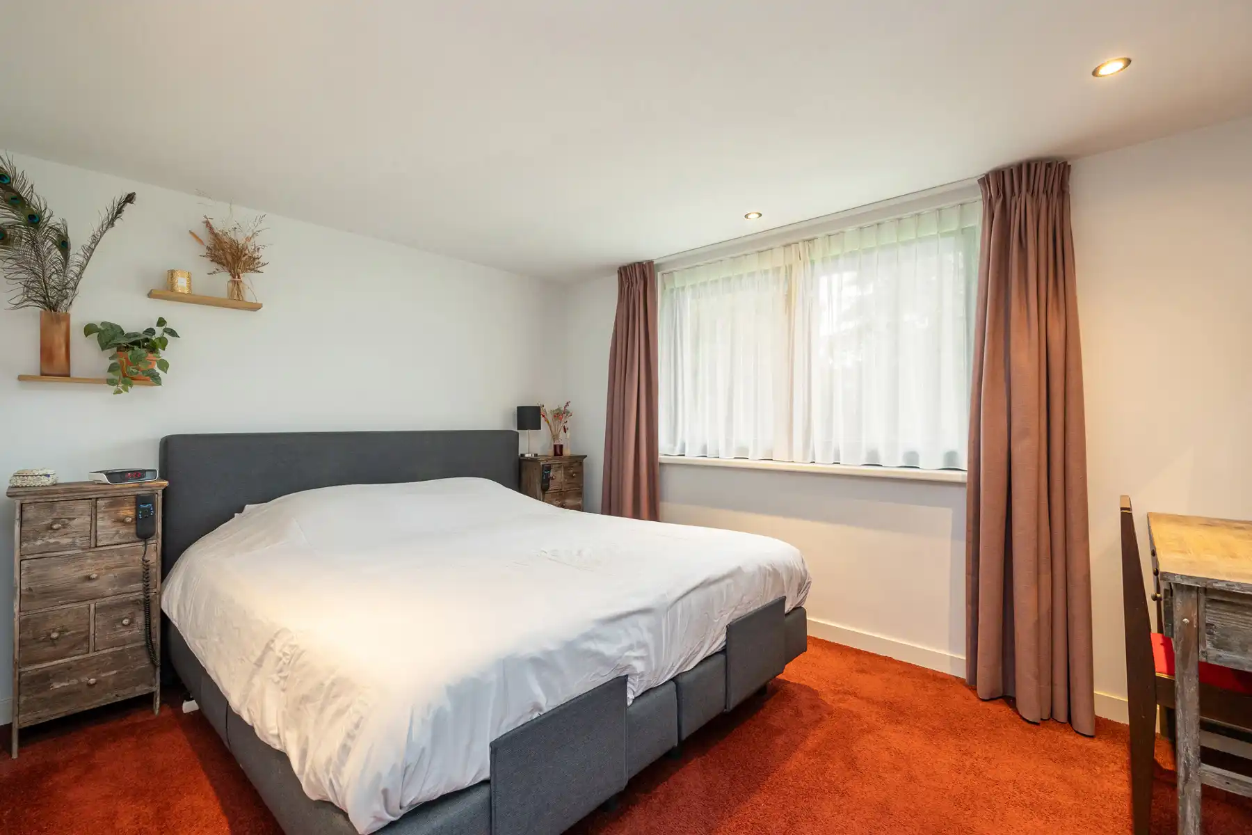 Gerenoveerde gezinswoning met zonrijke tuin op ca 1.081 m². foto 5