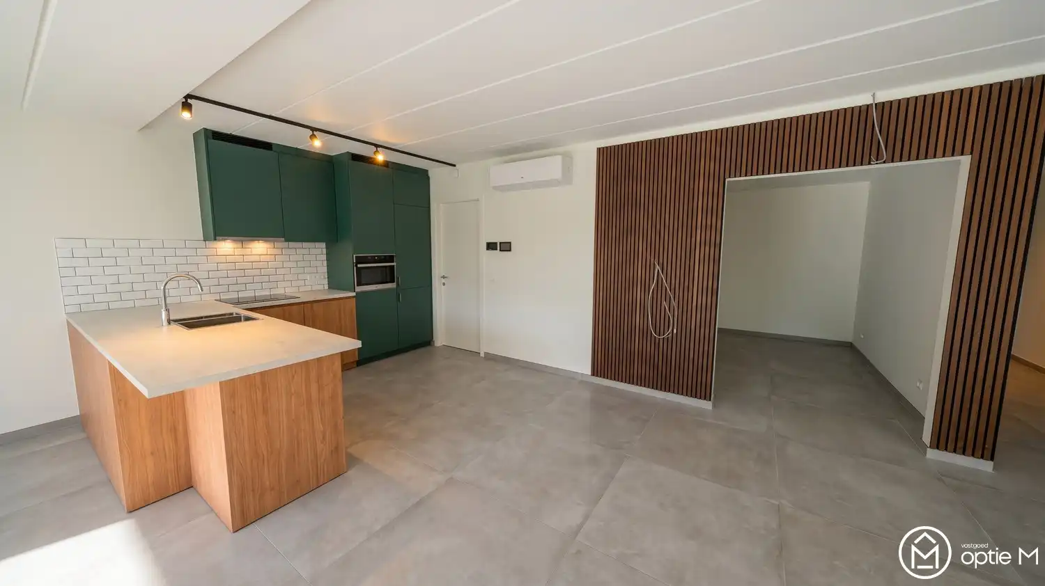Ruim gelijkvloers appartement te huur in Bilzen – 120 m², tuin en 3 parkeerplaatsen foto 2