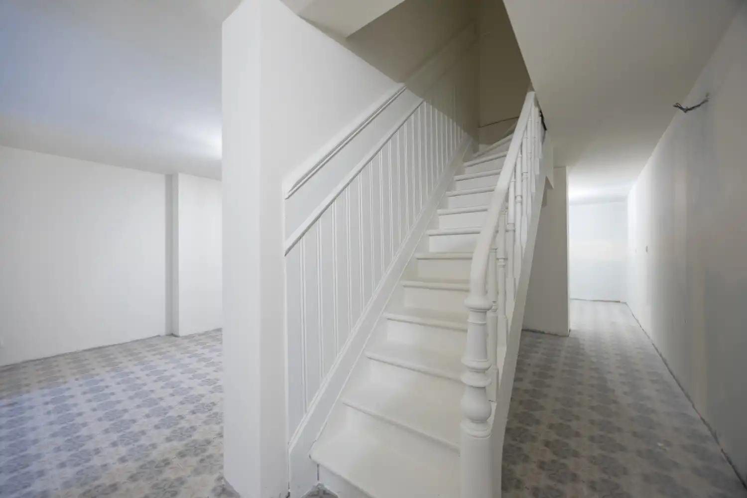 Gerenoveerd herenhuis met 5 slaapkamers foto 37