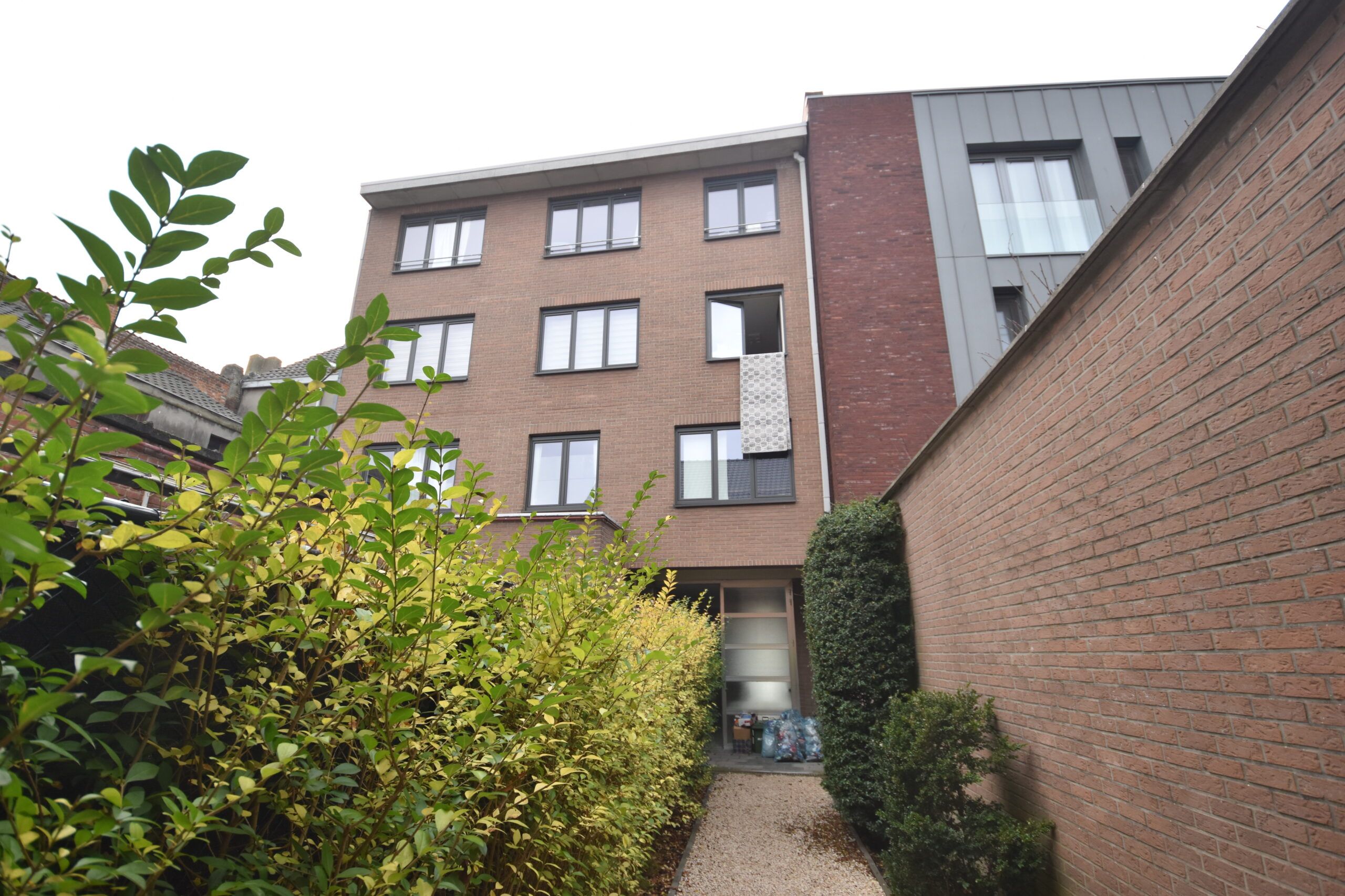 Unieke Vastgoedinvestering in hartje Sint-Niklaas foto 2