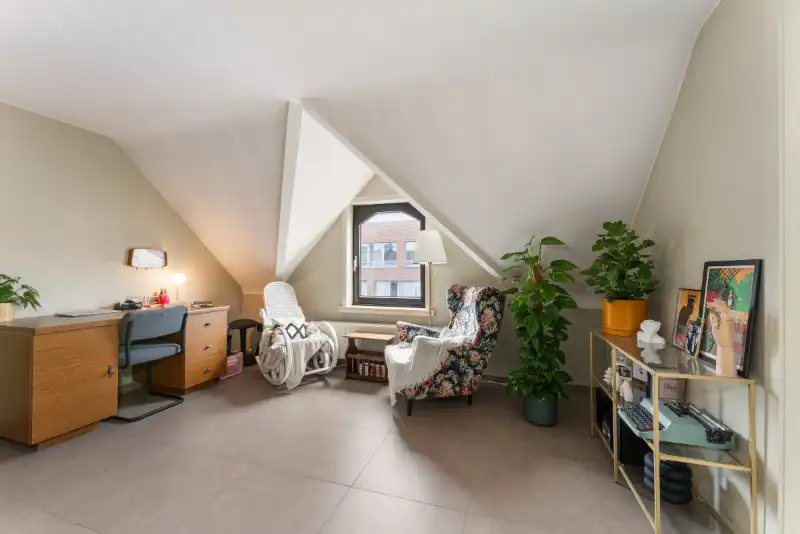 Verhuurd dakappartement nabij Grote Markt foto 3