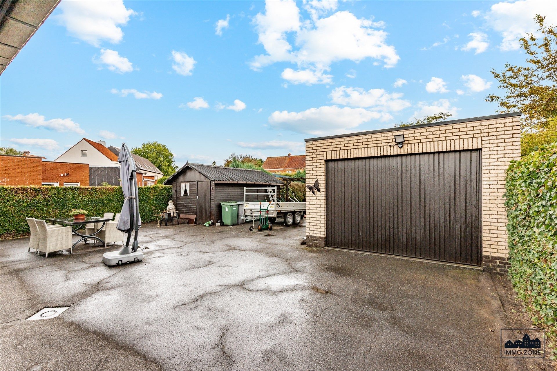 Ruime, gerenoveerde bungalow te koop in De Klinge foto 13