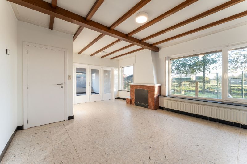 WONING MET  GROTE LOODS MET geintegreerde STUDIO foto 3