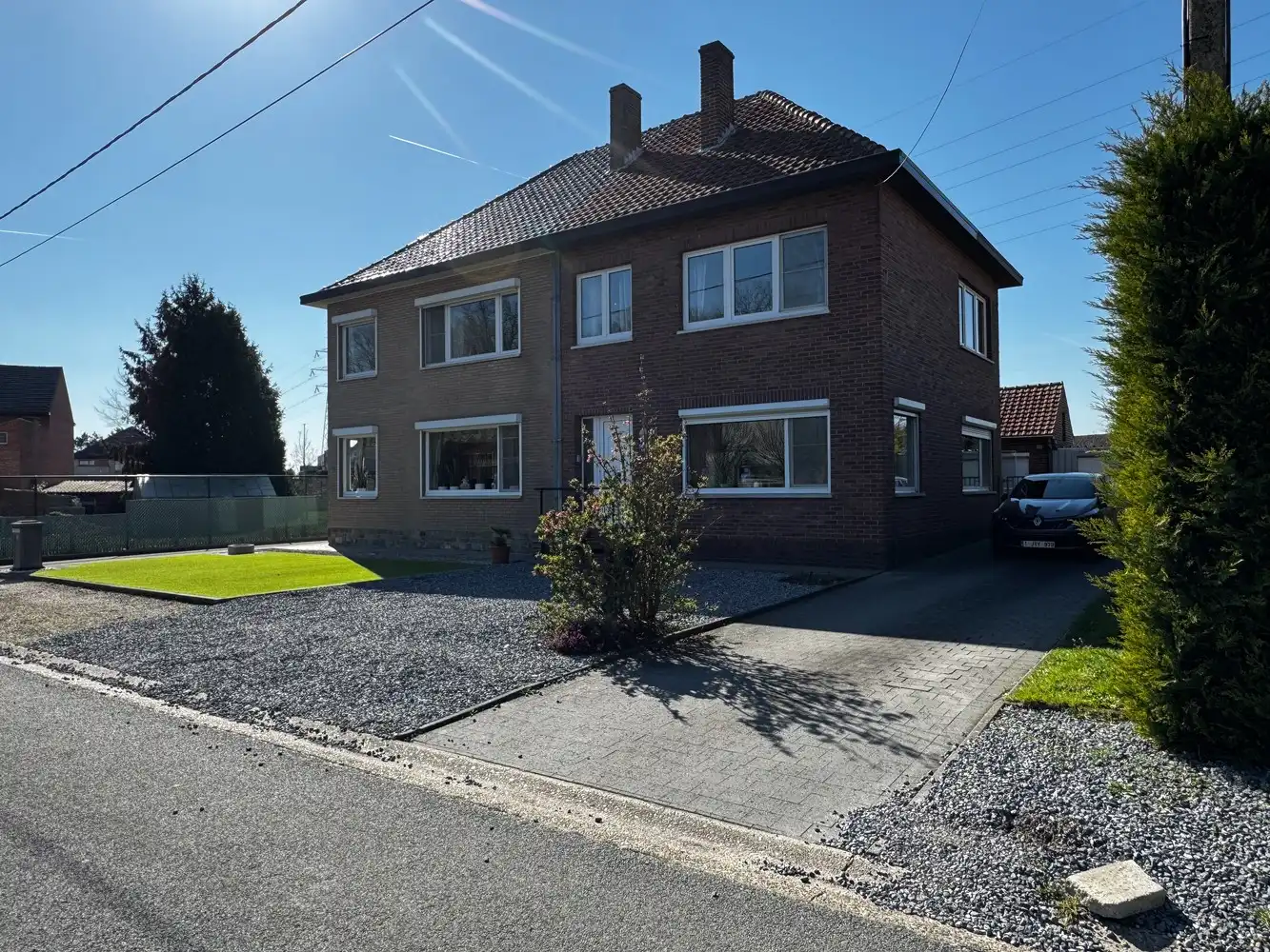 Ruime gezinswoning op topligging in Bilzen foto 2