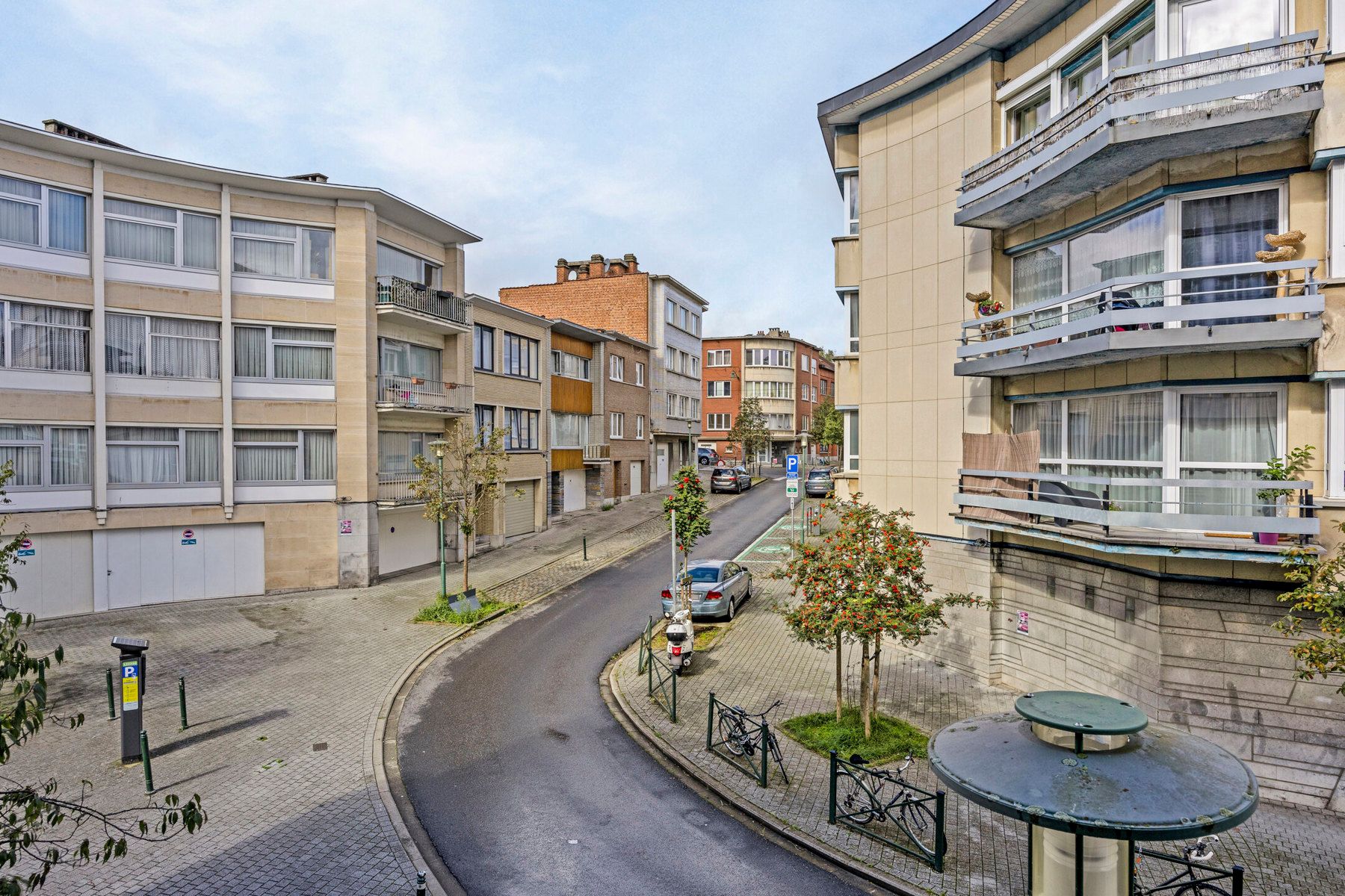 TOPPER! VOLLEDIG INSTAPKLAAR APPARTEMENT CENTRUM MOLENBEEK foto 15