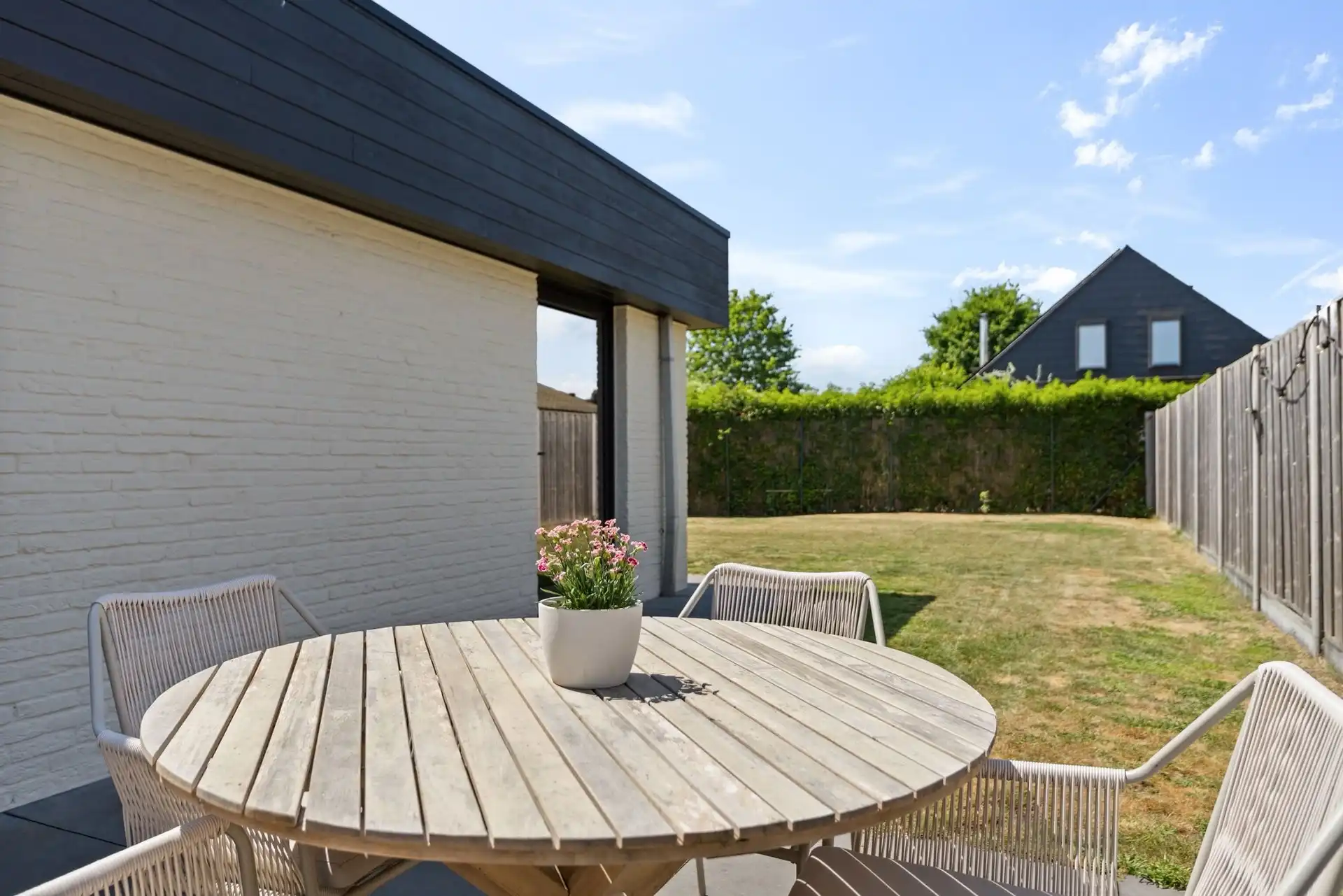 Prachtig vernieuwde, energiezuinige bungalow. foto 30