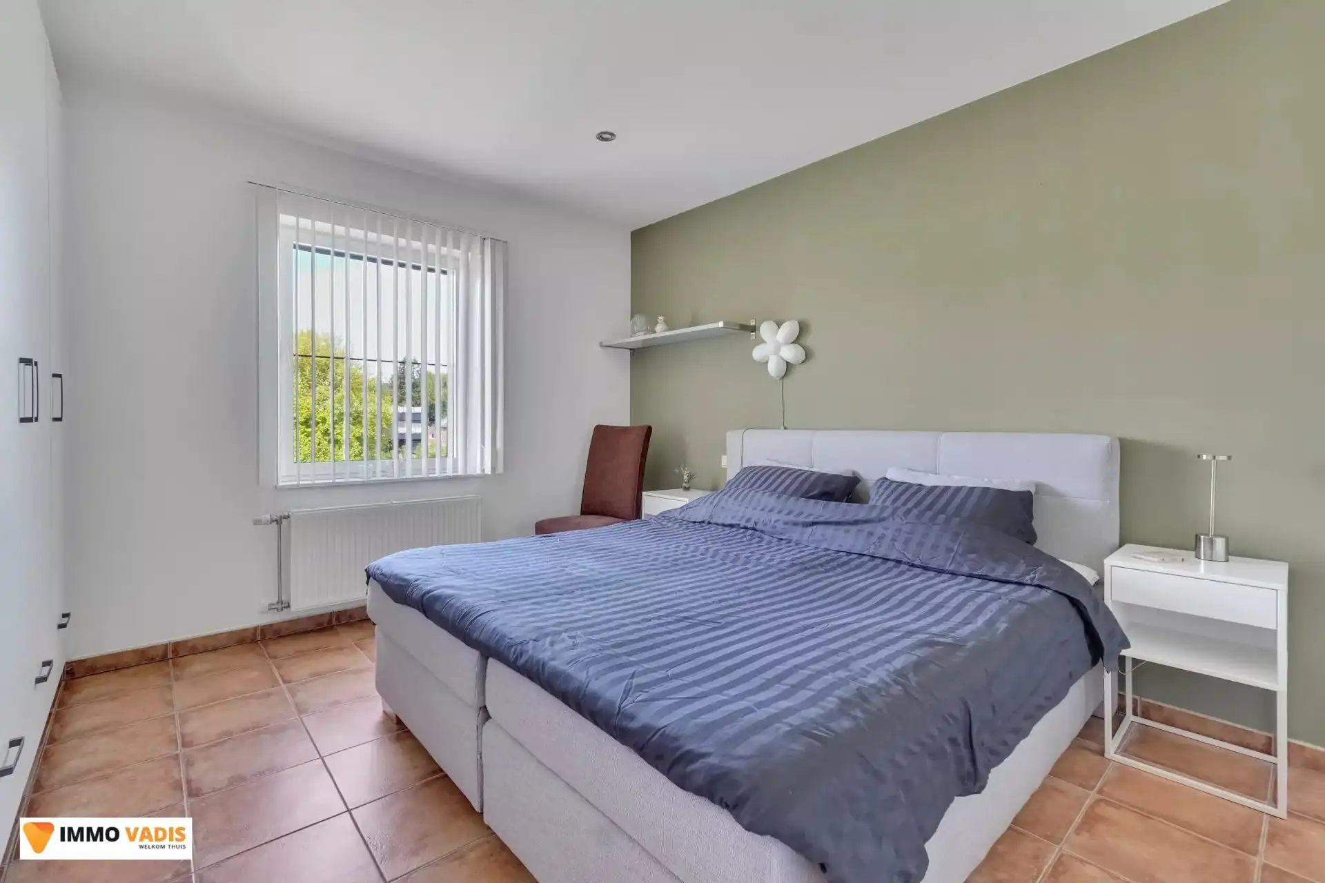 Appartement met twee slaapkamers, terras en garage foto 9