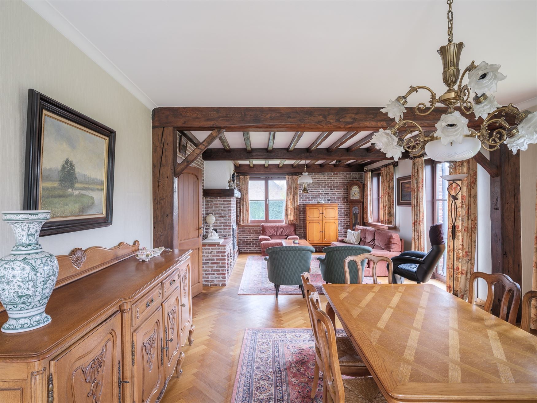 Charmante woning met 4 slaapkamers in een groene omgeving. foto 5