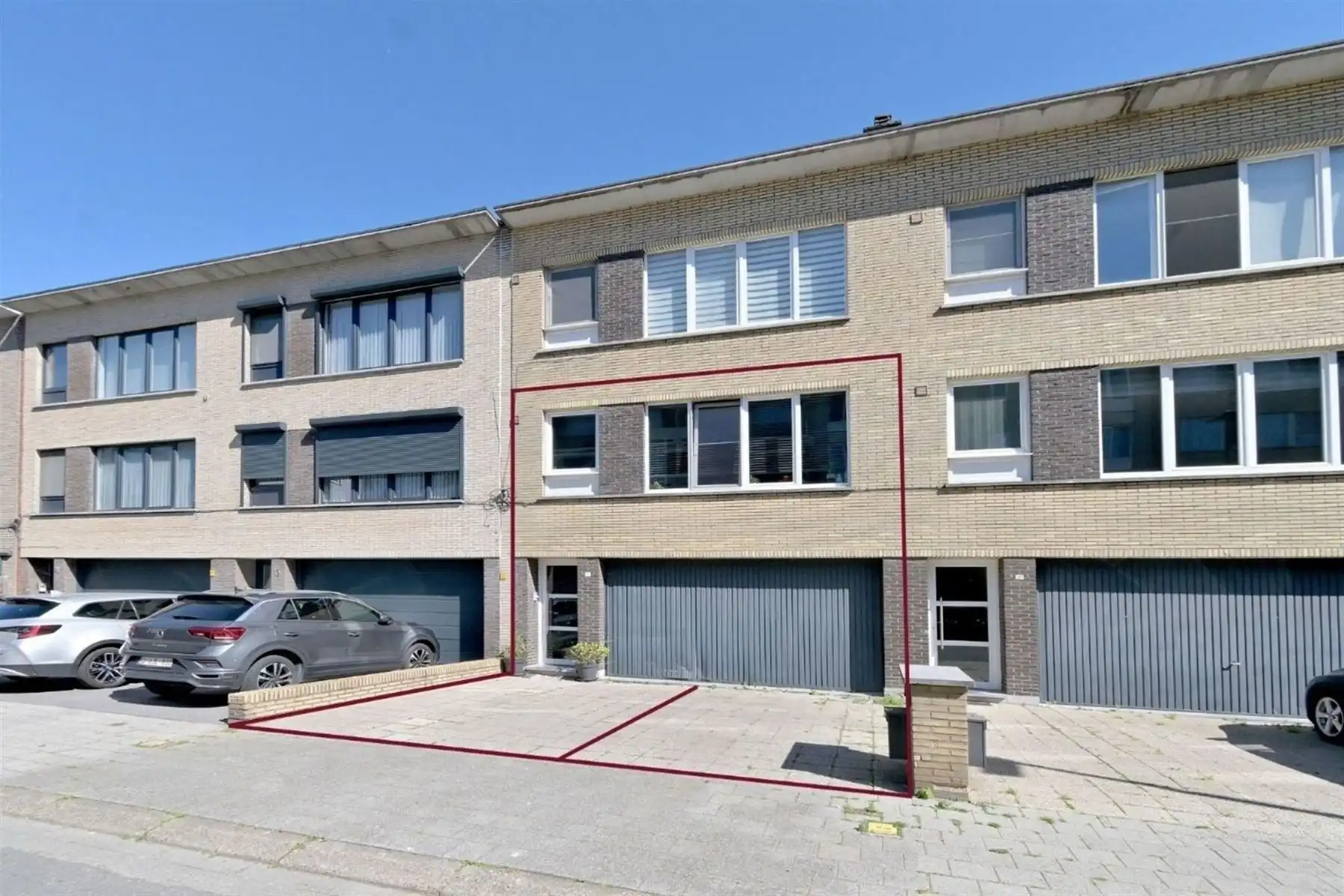 Gerenoveerd appartement met 2 slaapkamers op toplocatie! foto 14
