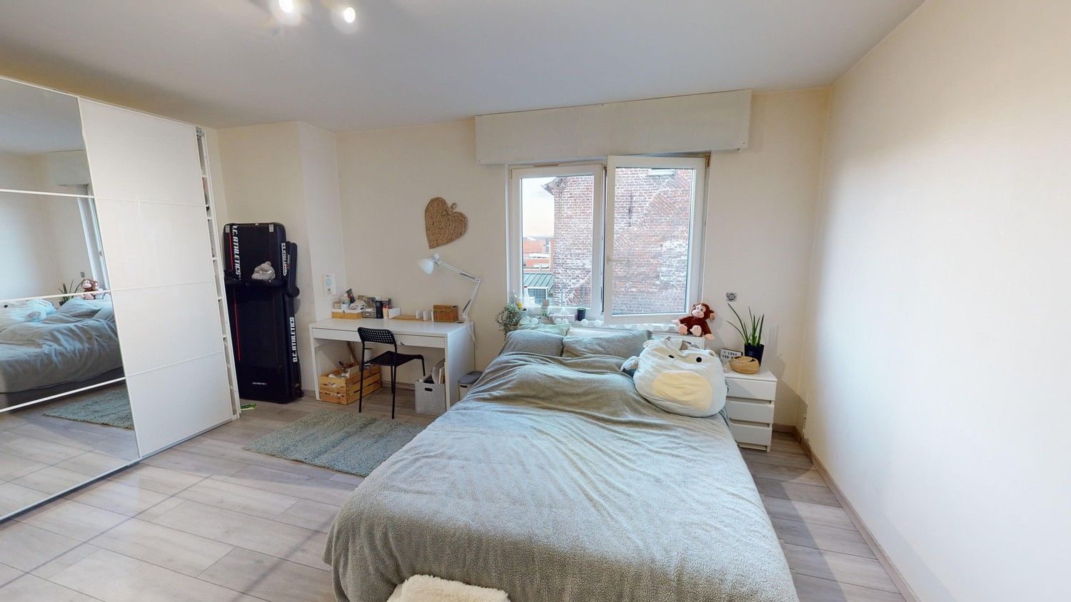 Handelspand (frituur) met gerenoveerde woning! foto 12