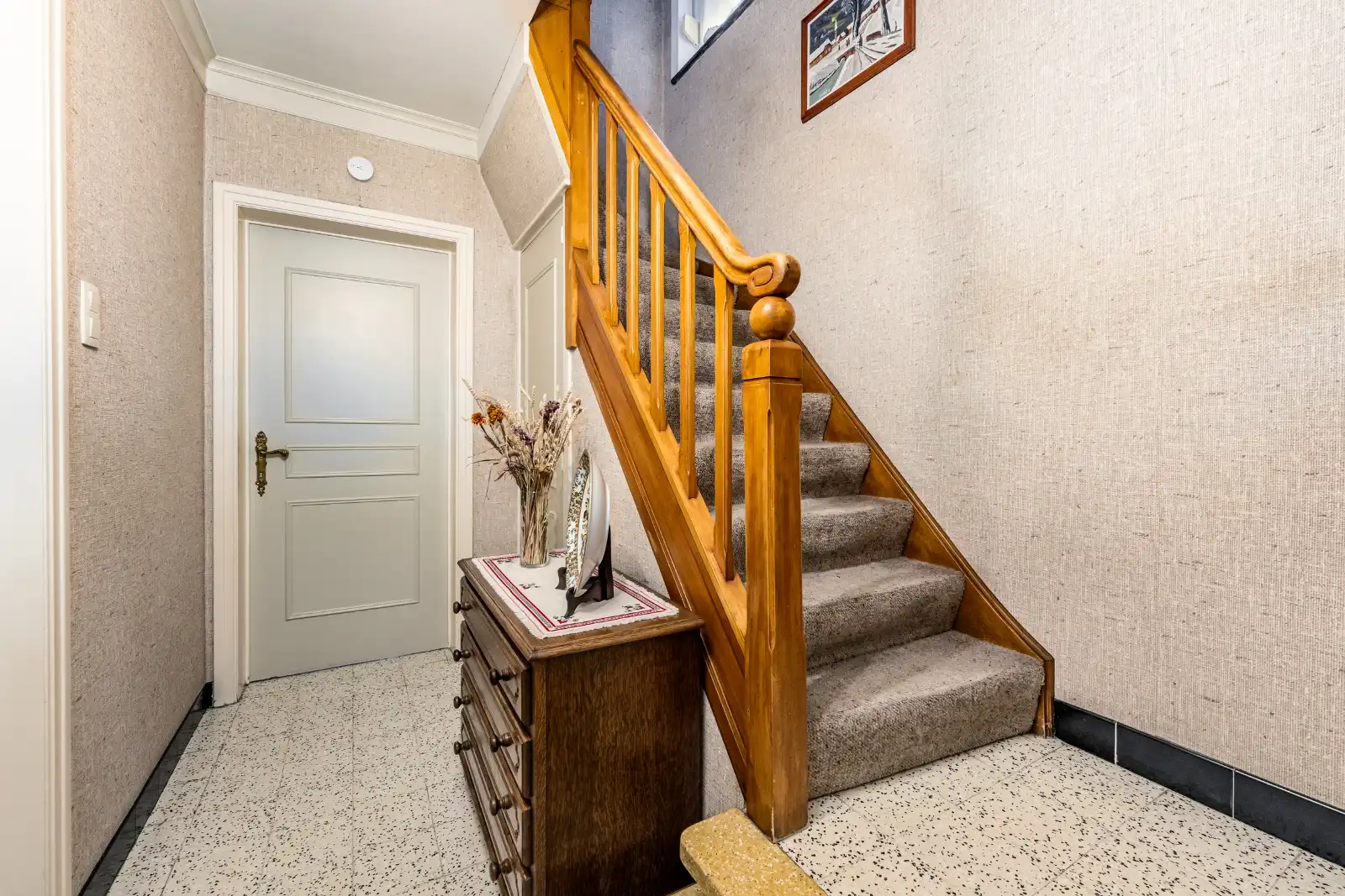 Woning met veel mogelijkheden op rustige locatie foto 8