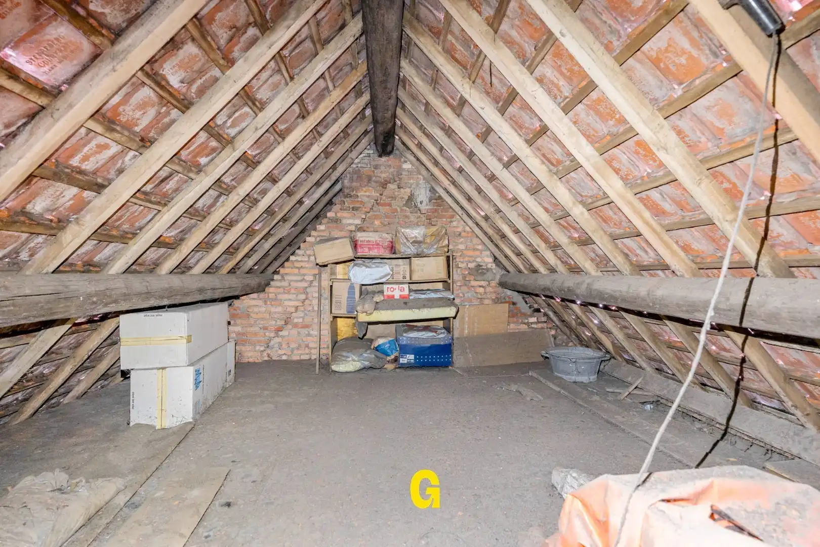 Te renoveren vrijstaande woning met 4 à 5 slaapkamers en tuintje, vlak bij het centrum van Hoeselt foto 23