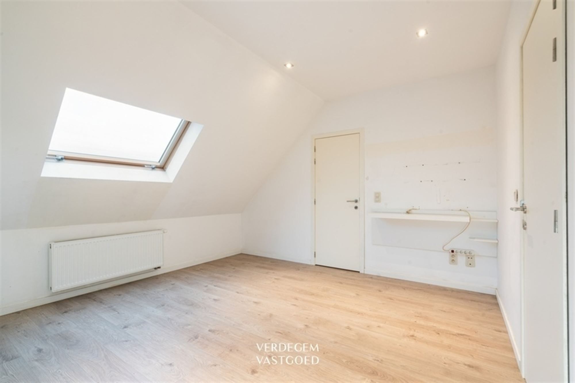 Mooi duplexappartement met 2 slaapkamers en groot terras foto 8