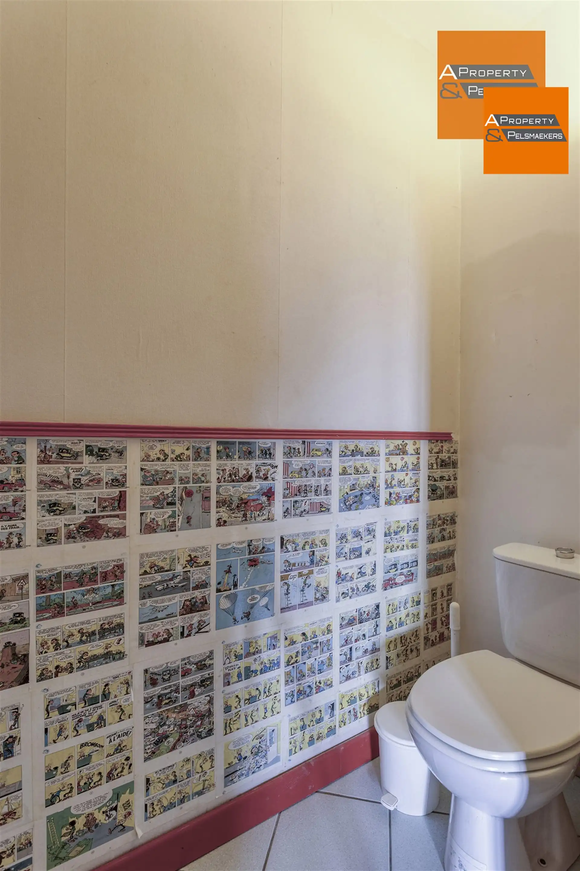 Ruime en instapklare woning met prachtige tuin in Duisburg foto 16