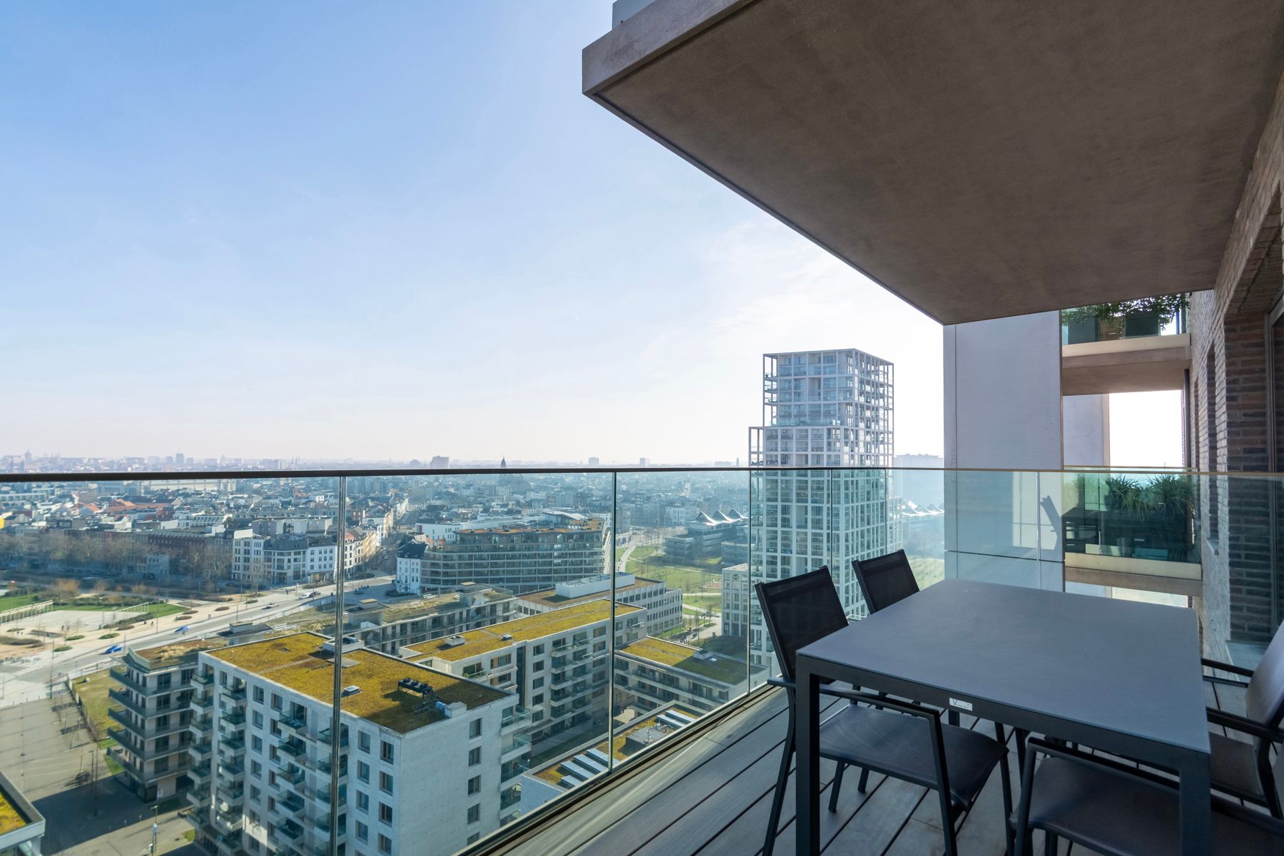 Gemeubeld 2 slaapkamer appt. met zicht op de Schelde foto {{pictureIndex}}