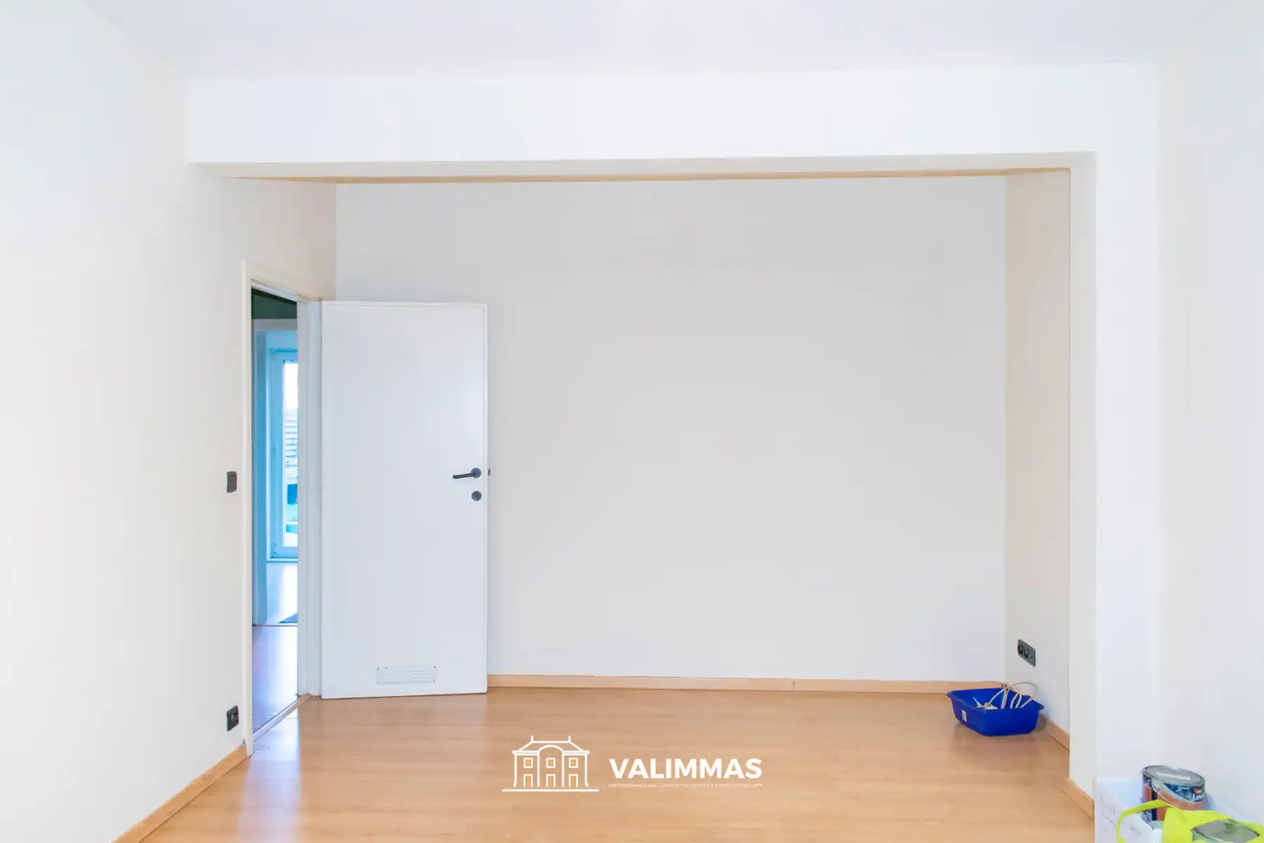 Welgelegen gelijkvloersappartement met groot terras en tuin foto 7