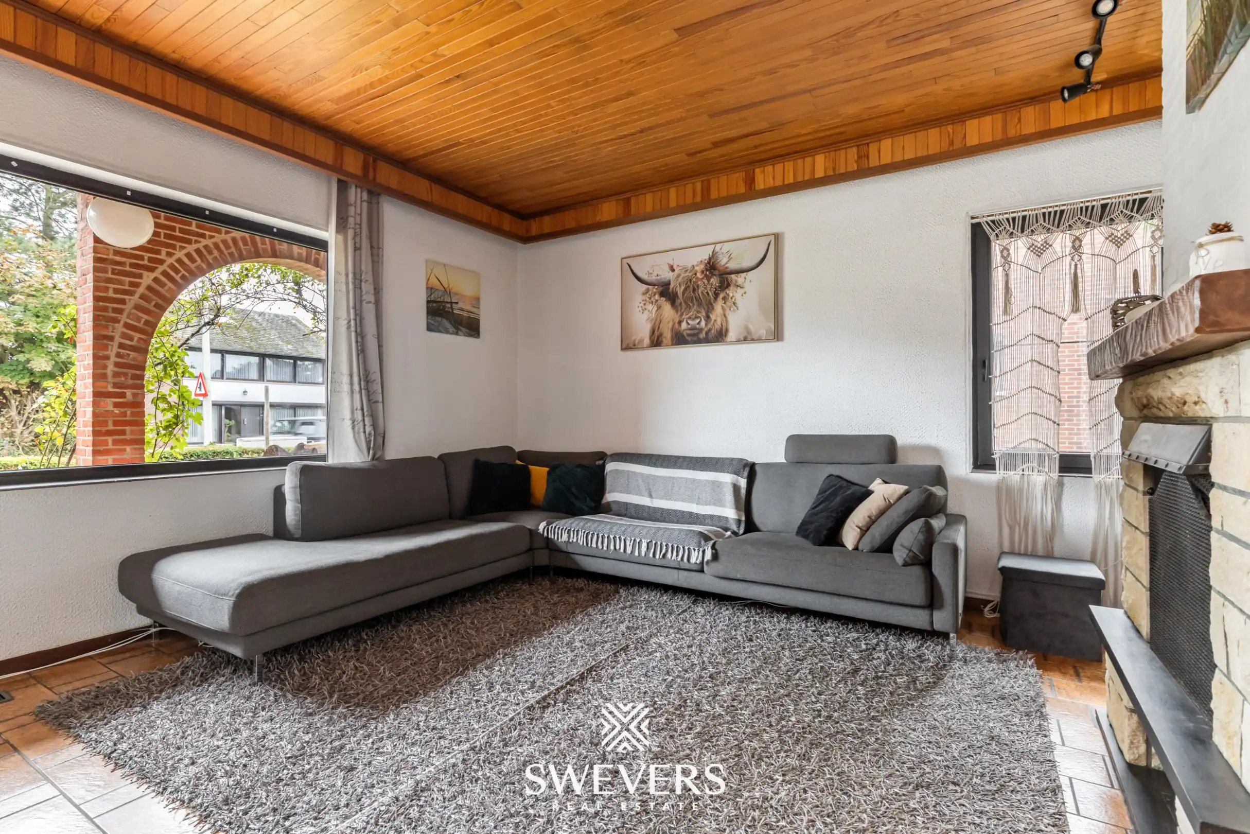 Architectenwoning met 3 slaapkamers en een gezellige indeling te Koersel  foto 2