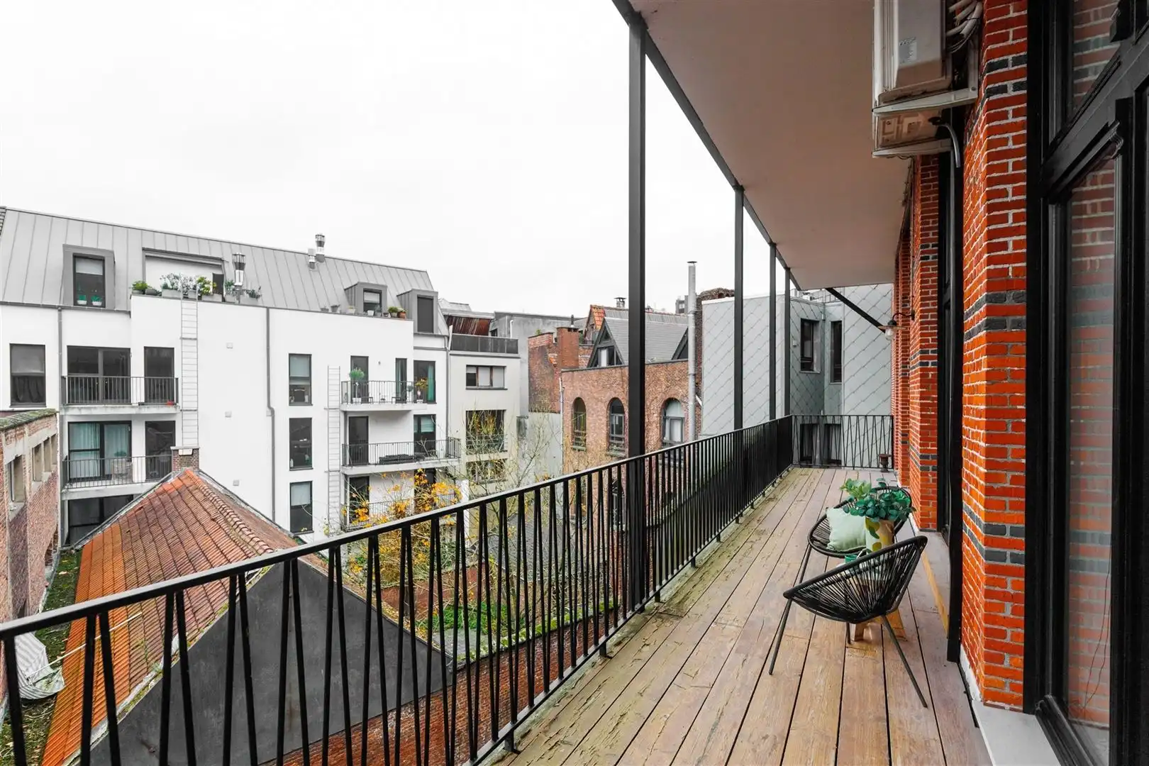 Licht en energiezuinig appartement met terras foto 3