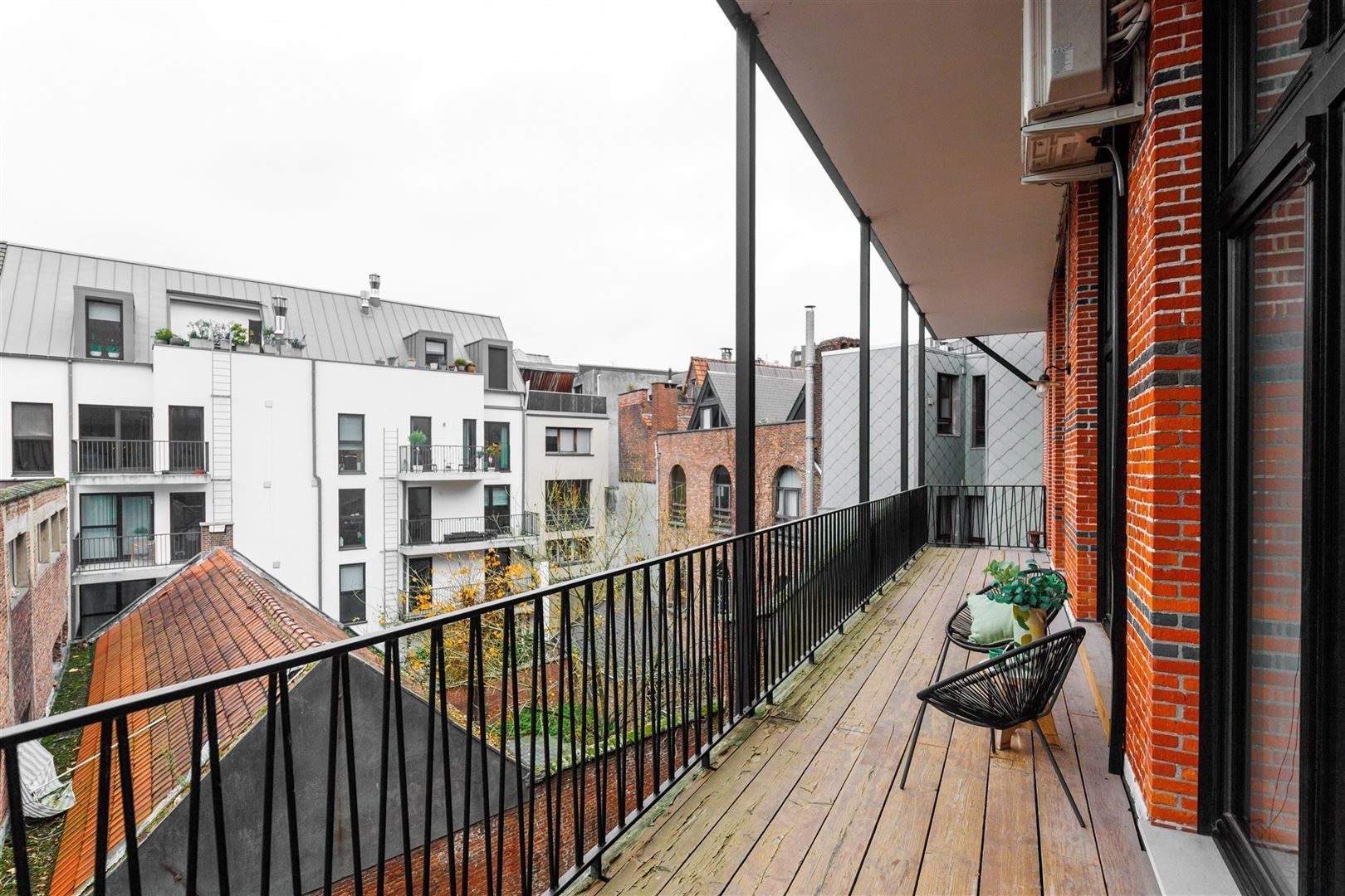 Licht en energiezuinig appartement met terras foto 3