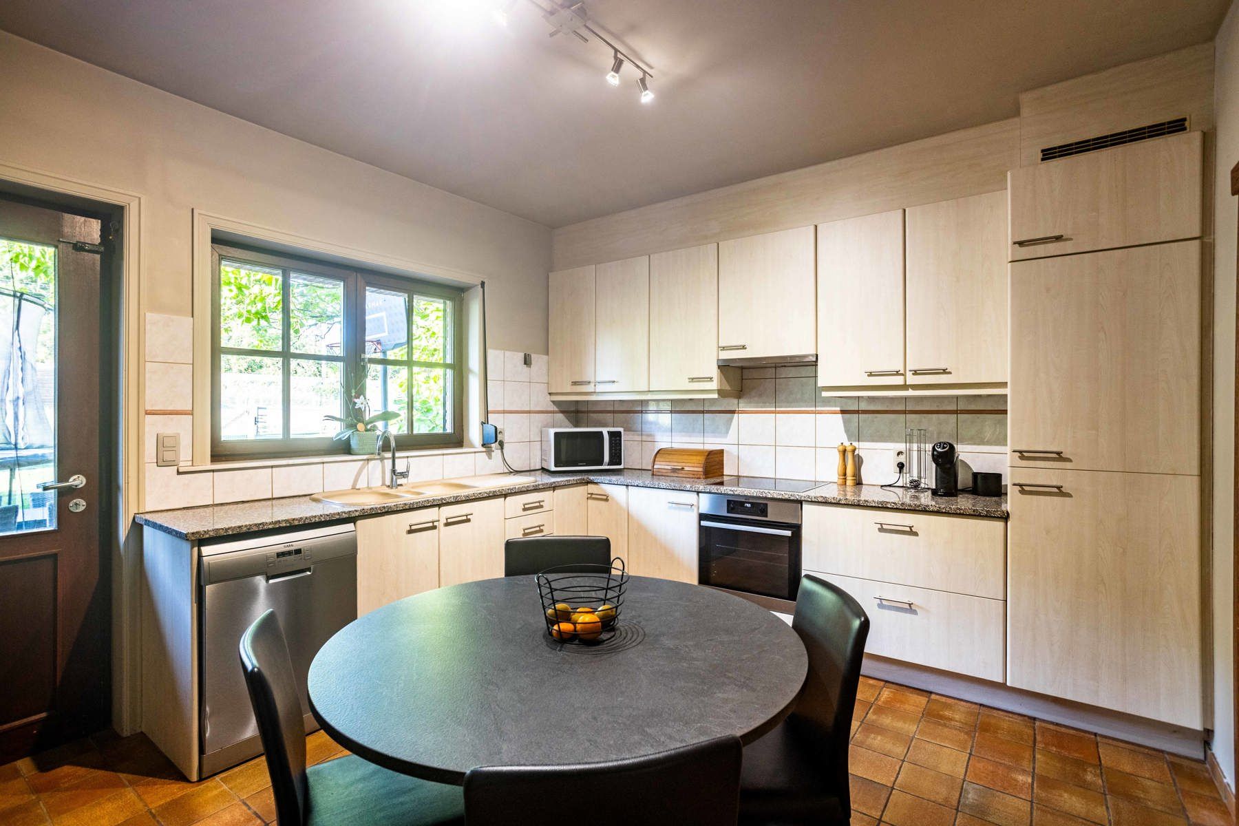 Ruime, instapklare gezinswoning met energiezuinige troeven foto 14